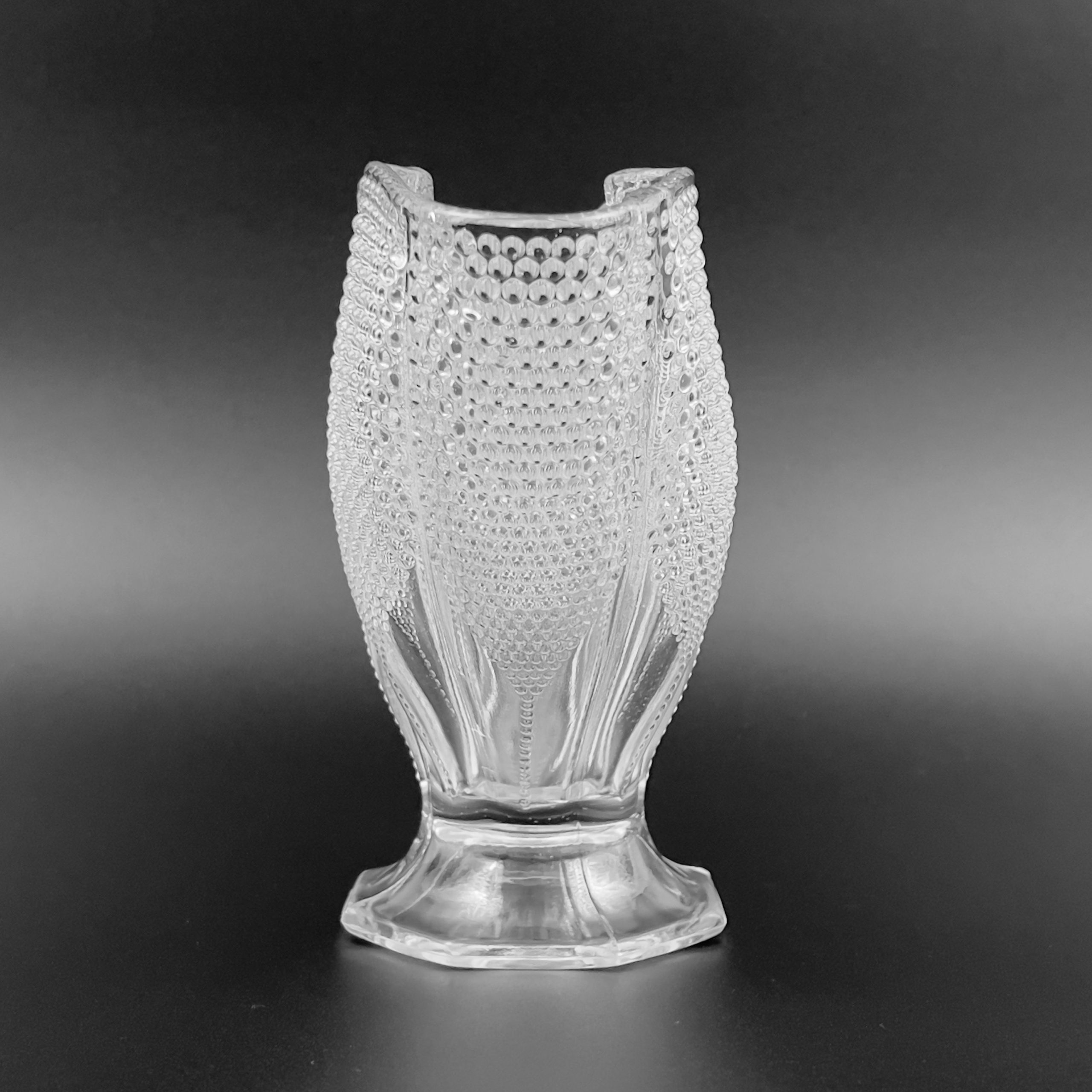 Vintage L.E. Smith Thousand Eyes Clear Glass Fan Vase - Image 7