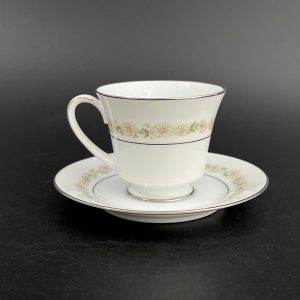 Midcentury Noritake Trilby Teacup & Saucer Set: Daisy Pattern, Platinum Trim