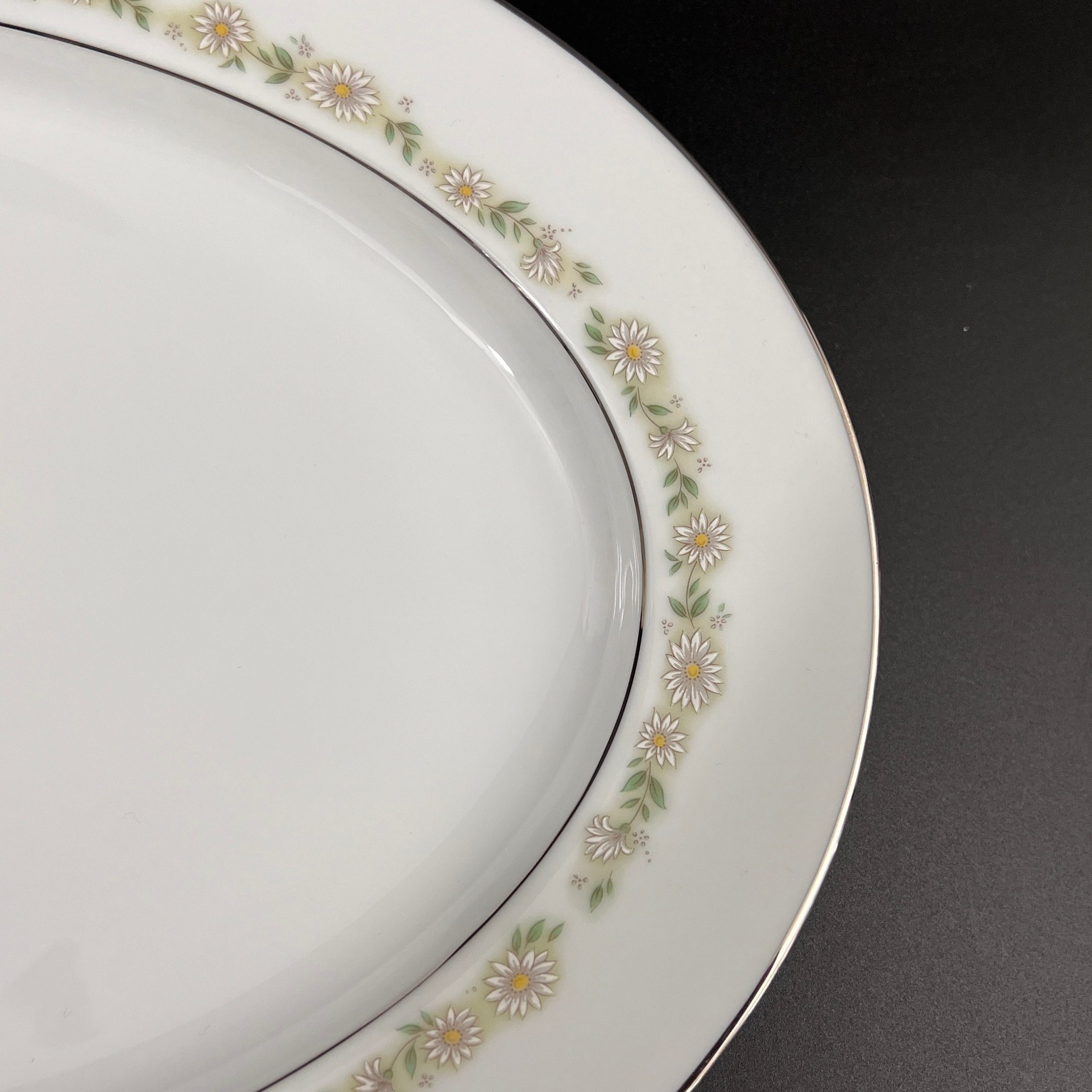 Noritake Trilby Serving Set: Mid-Century Oval Platter and Bowls - Image 5