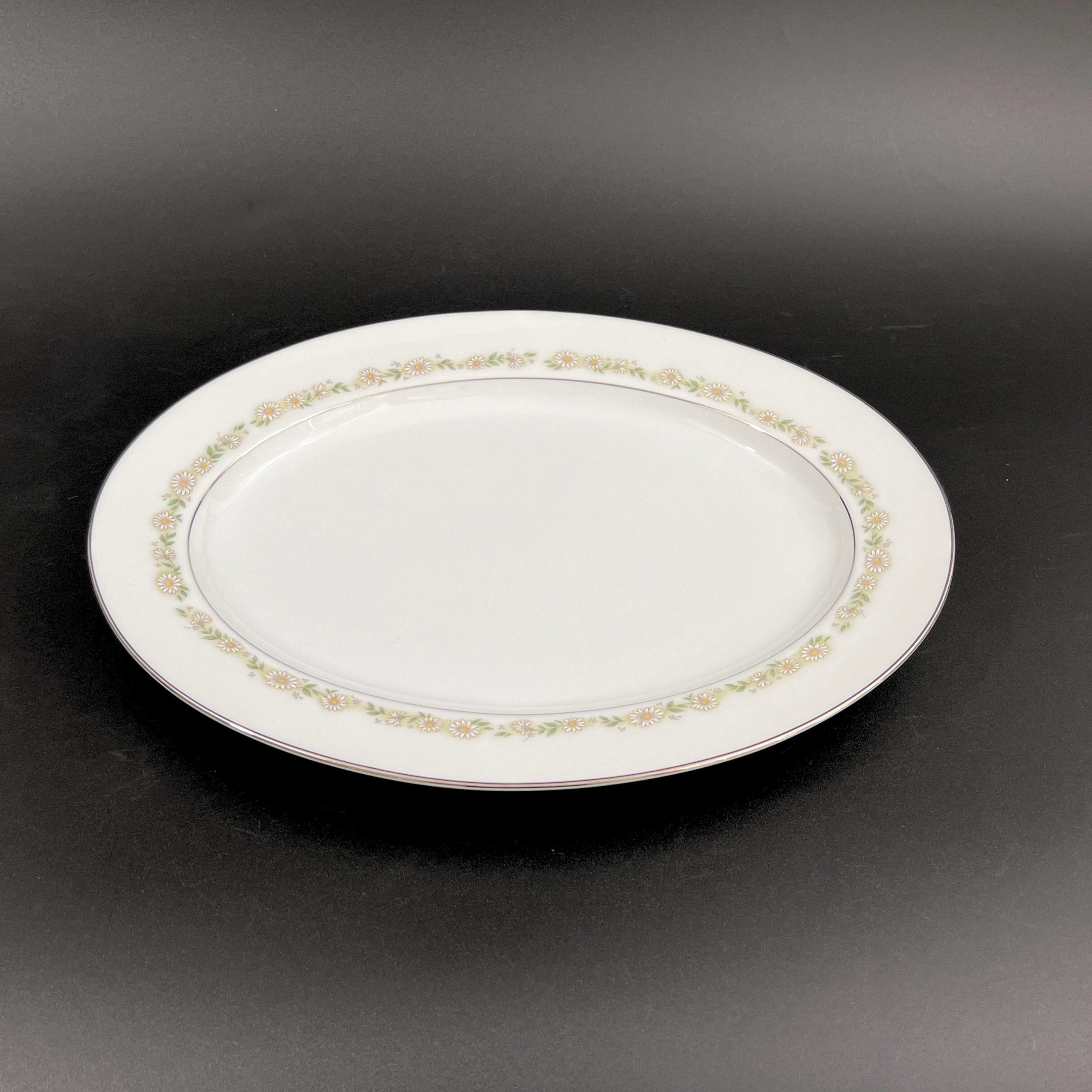 Noritake Trilby Serving Set: Mid-Century Oval Platter and Bowls - Image 3