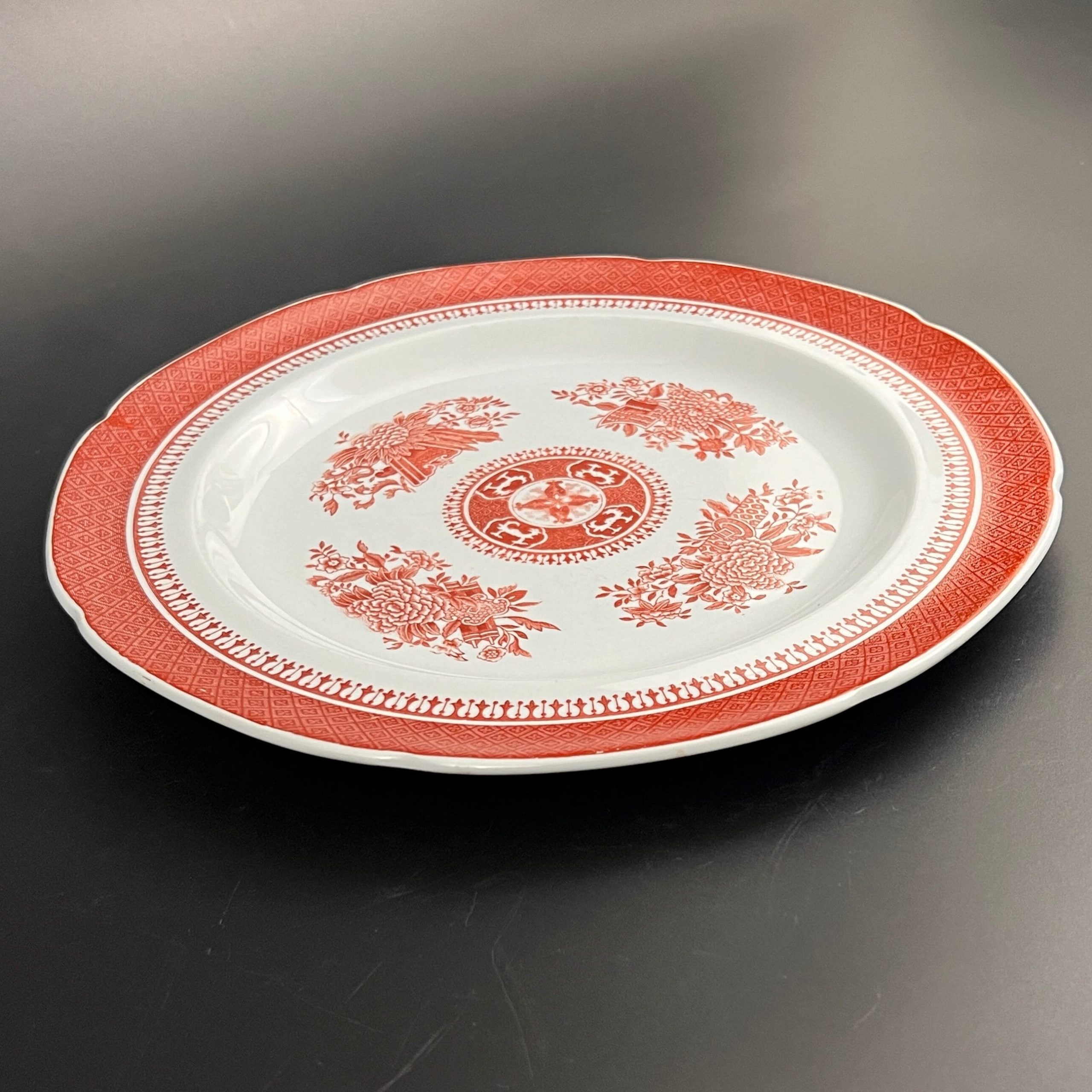 Vintage Spode Fitzhugh Red Plate: Chinoiserie Scalloped Dinner Plate - Image 7
