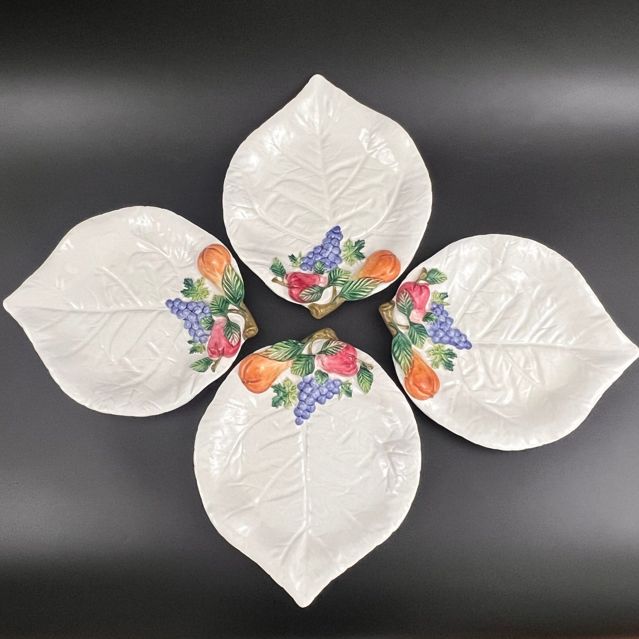 Vintage Bassano Majolica Leaf Plates: Italian Ceramic Fruit Accent, Set of 4 - Image 4