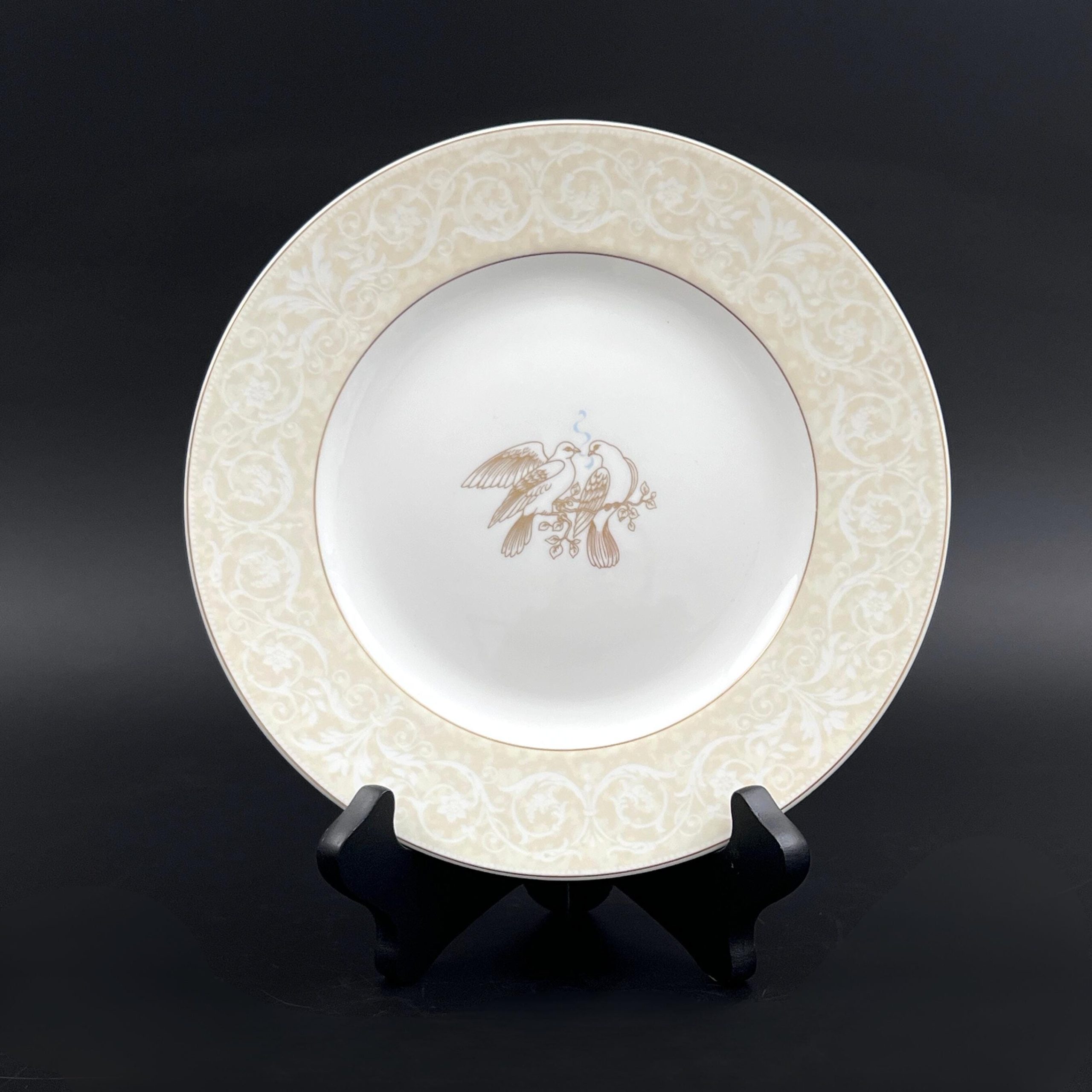 Vintage Wedgwood Bone China Plate: Devotion Two Doves, England 1996