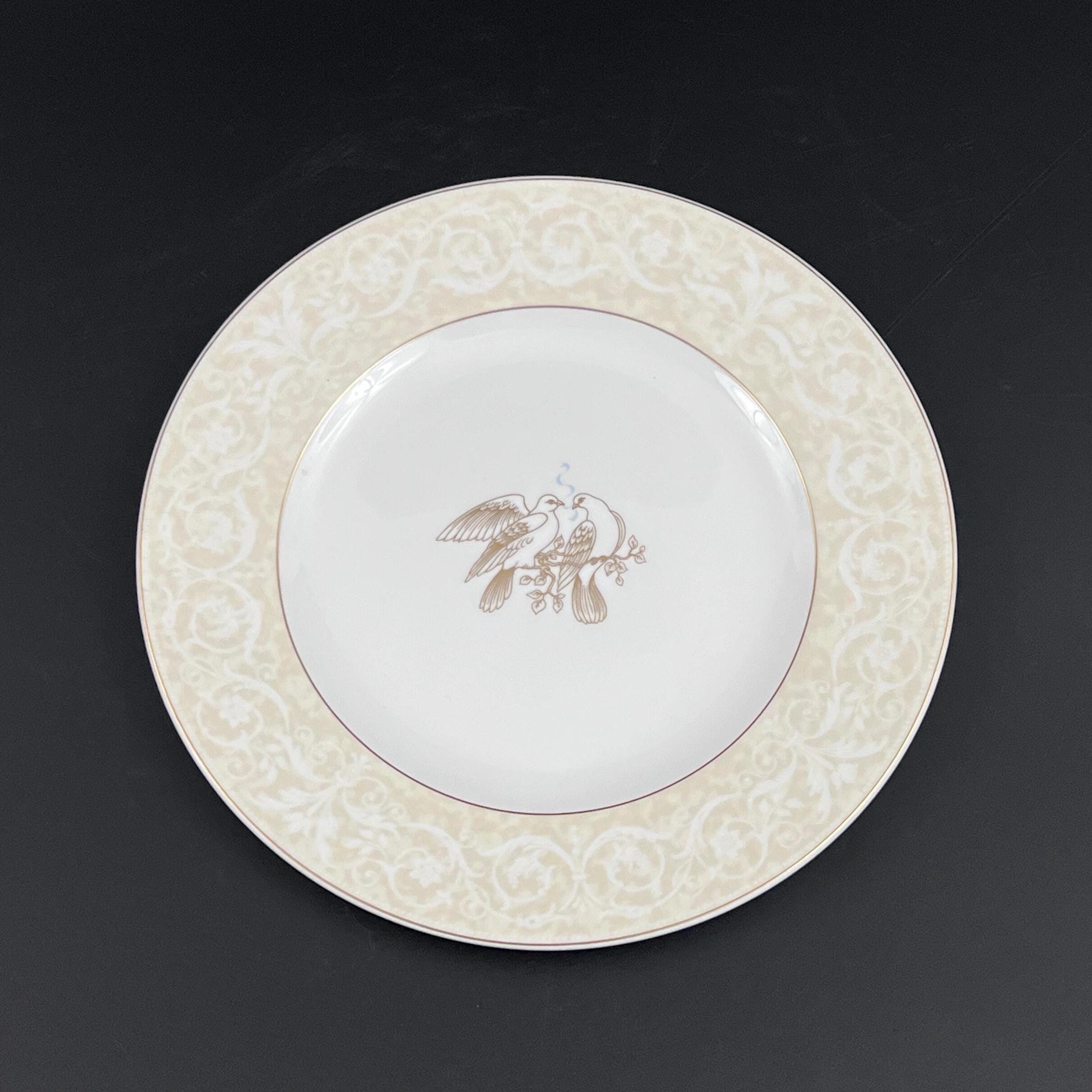 Vintage Wedgwood Bone China Plate: Devotion Two Doves, England 1996 - Image 3