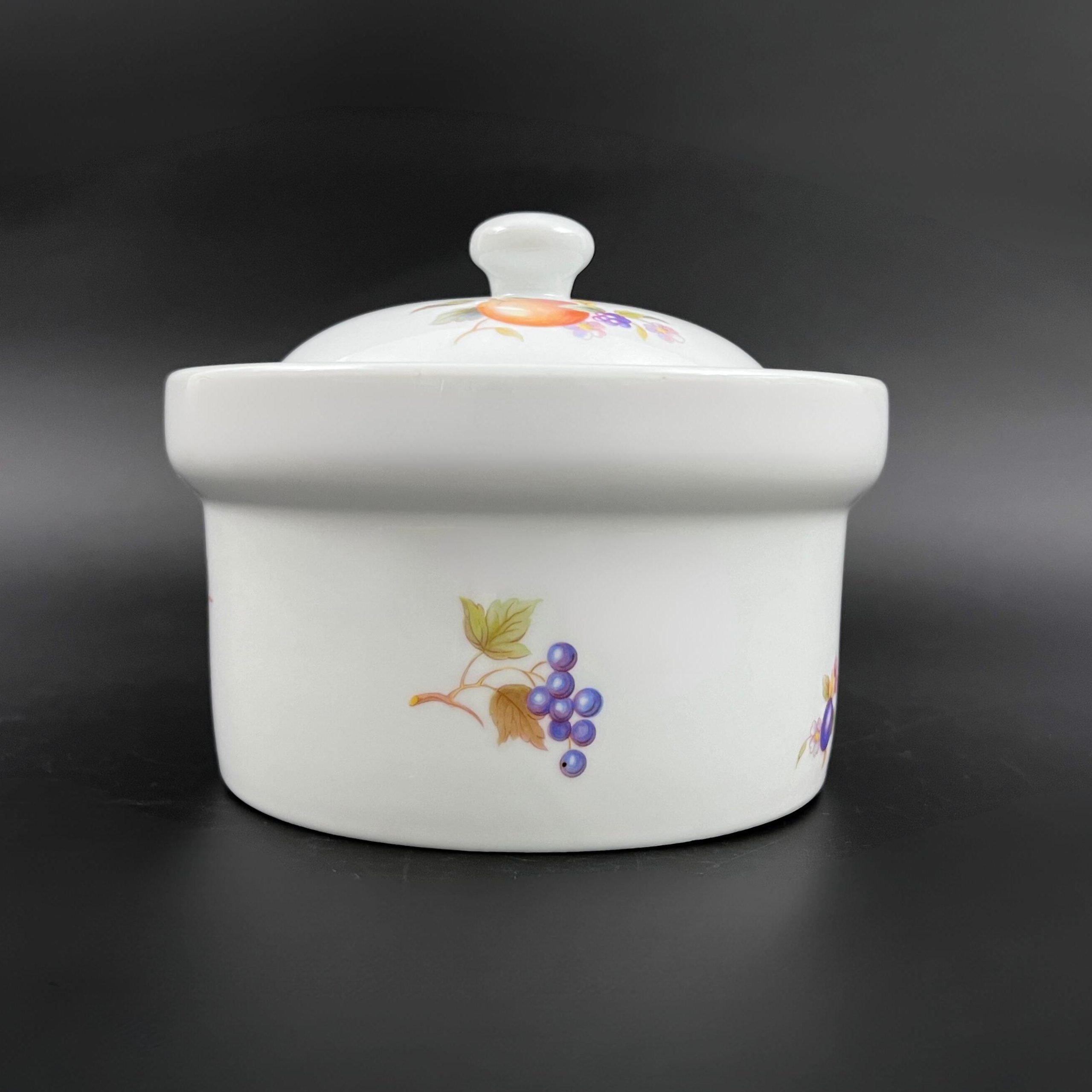 Vintage BIA Cordon Bleu Orchard Porcelain Casserole Dish with Lid - Image 8