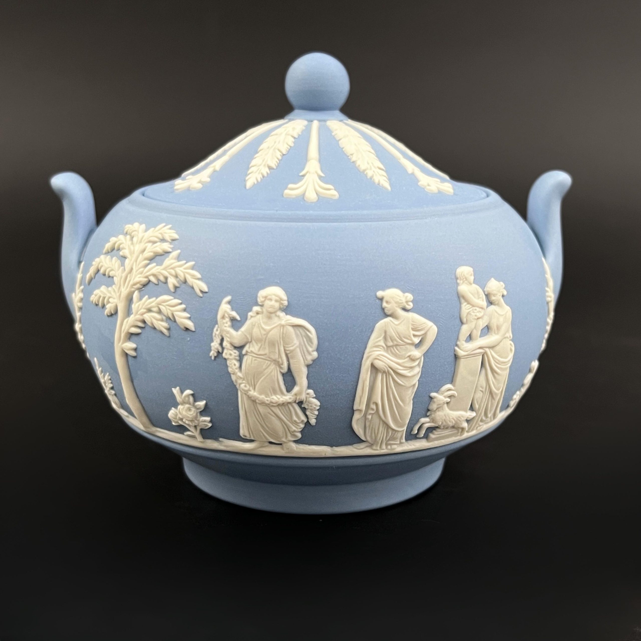 Vintage Wedgwood Blue Jasperware Sugar Bowl: Neoclassical Relief, Made in England - Image 6