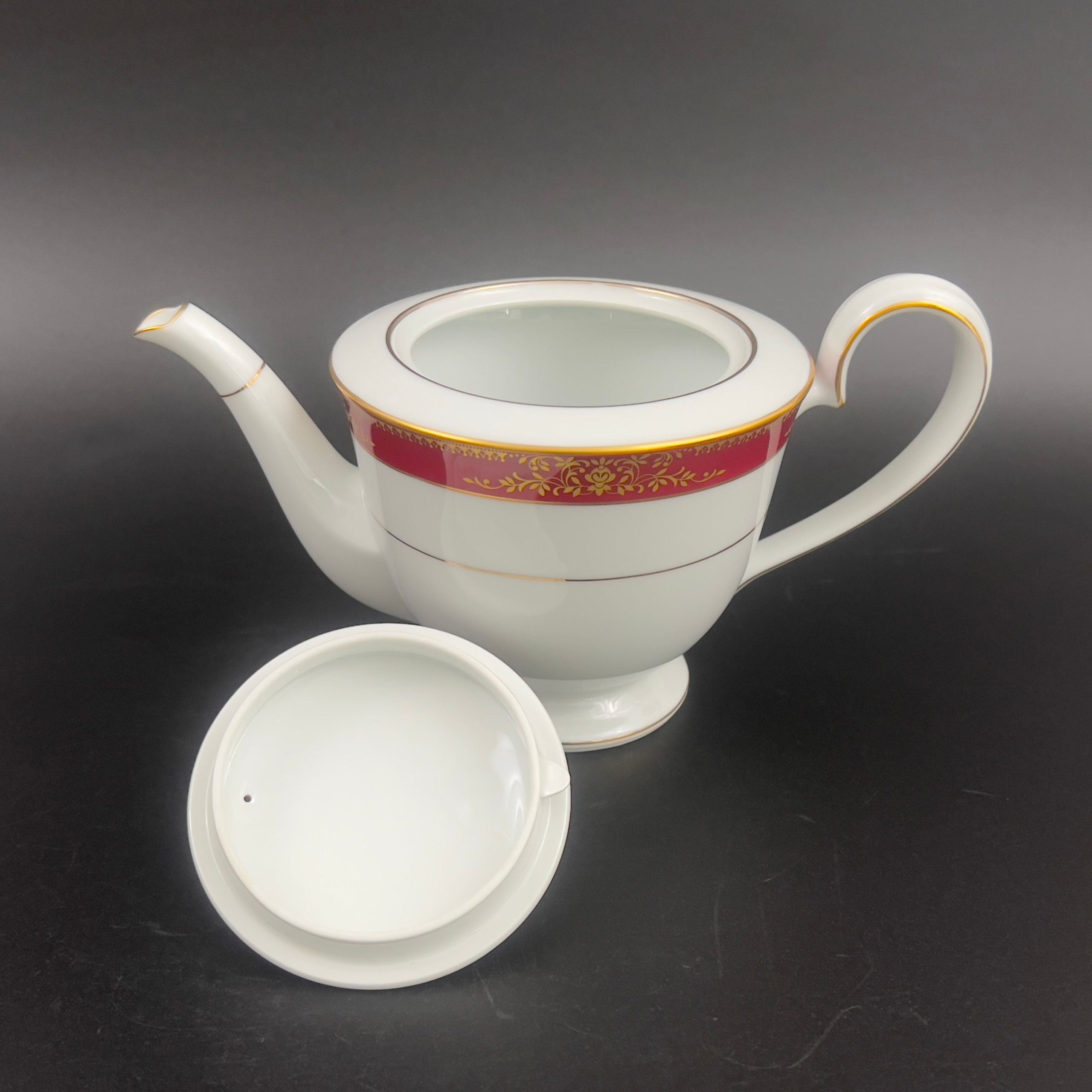 Vintage Noritake Goldmere Teapot: Red & Gold Porcelain, Japan (6525) - Image 9