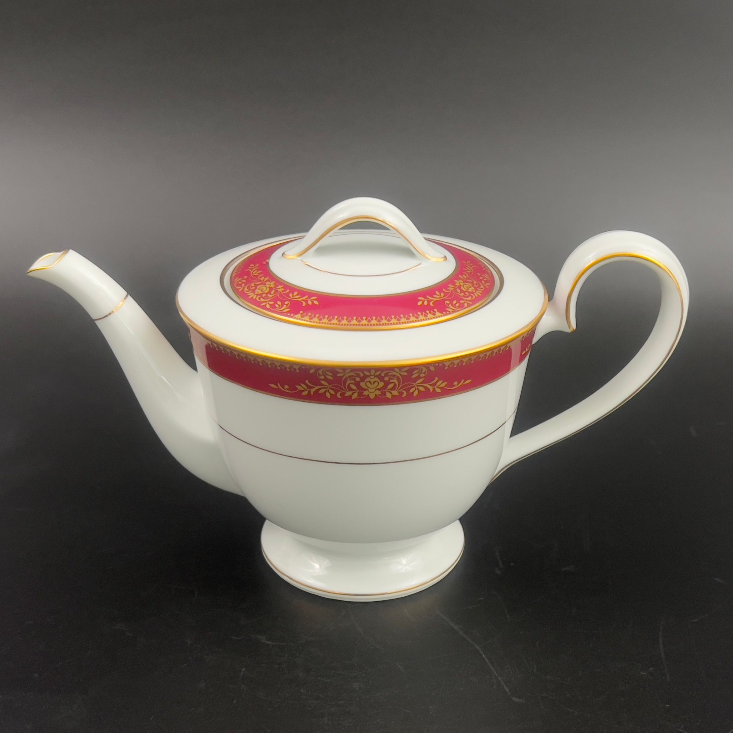 Vintage Noritake Goldmere Teapot: Red & Gold Porcelain, Japan (6525) - Image 3
