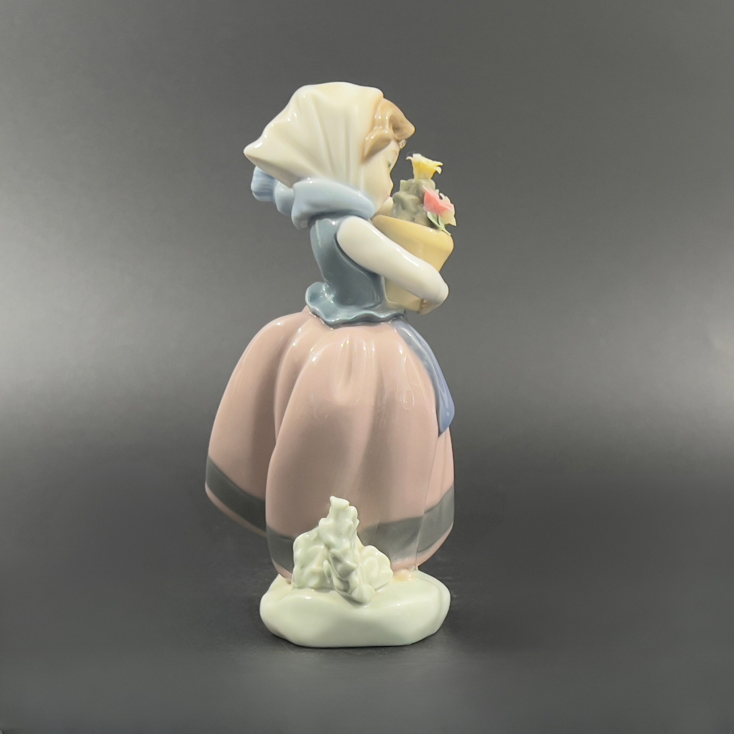Vintage Lladro Figurine: "Spring is Here" Girl with Flower Pot #5223 - Image 7
