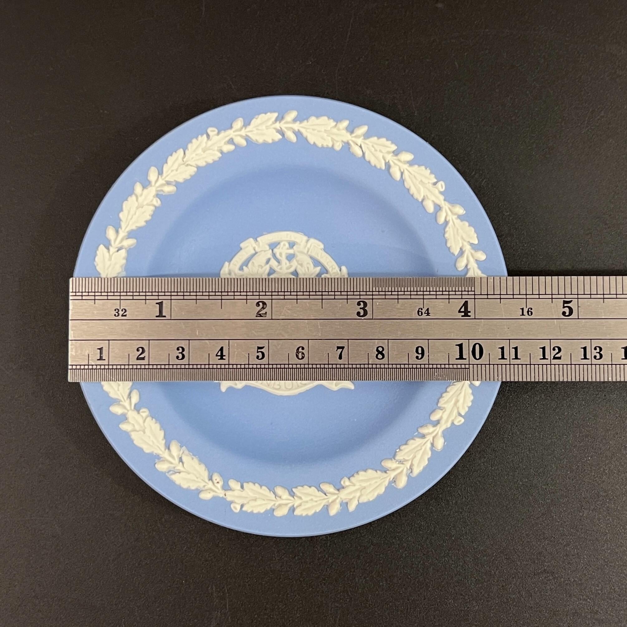 Vintage Wedgwood Blue Jasperware: Vase & Trinket Dishes, Made in England - Image 7