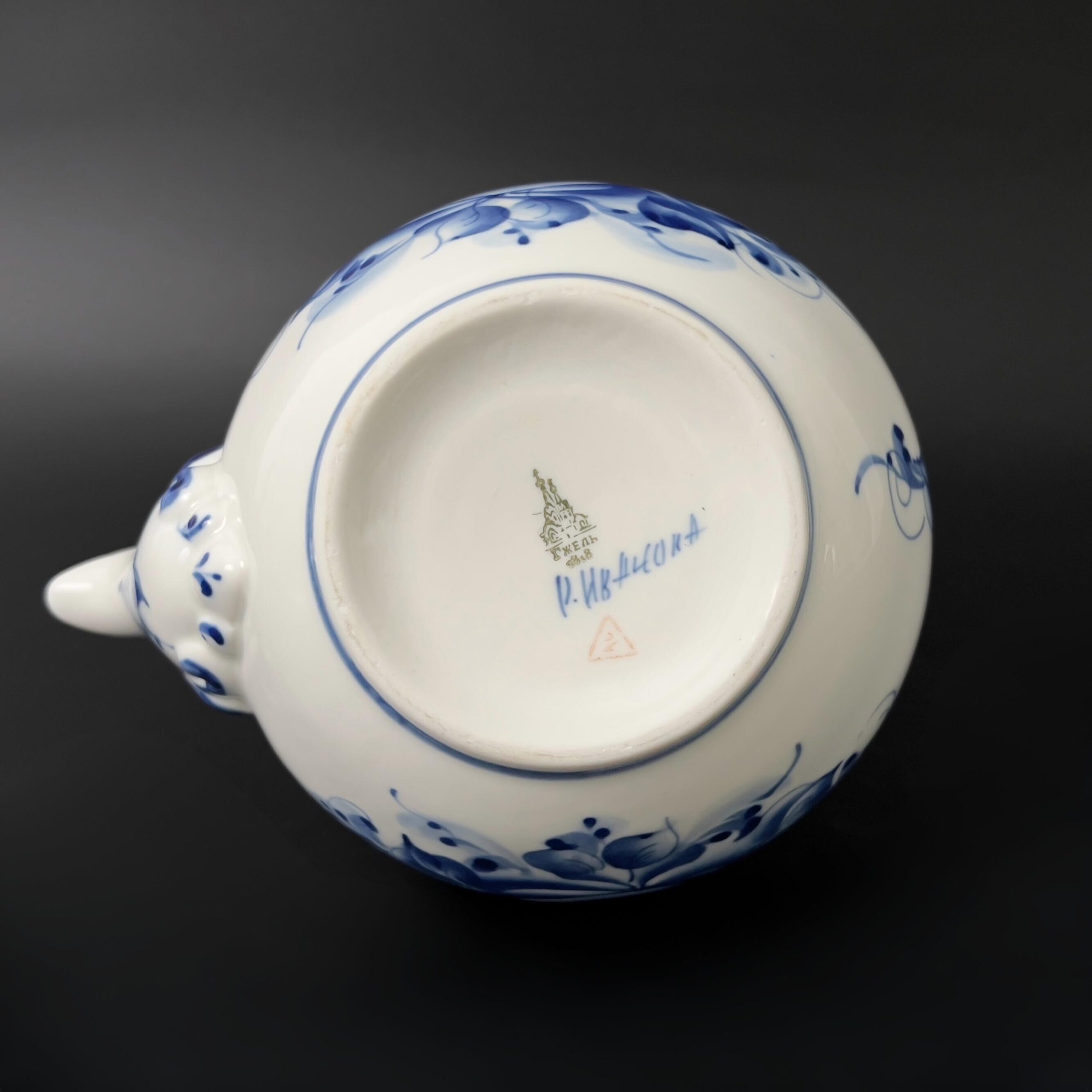Vintage Gzhel Porcelain Teapot: Hand-Painted Cobalt Blue Rose, Signed - Image 11