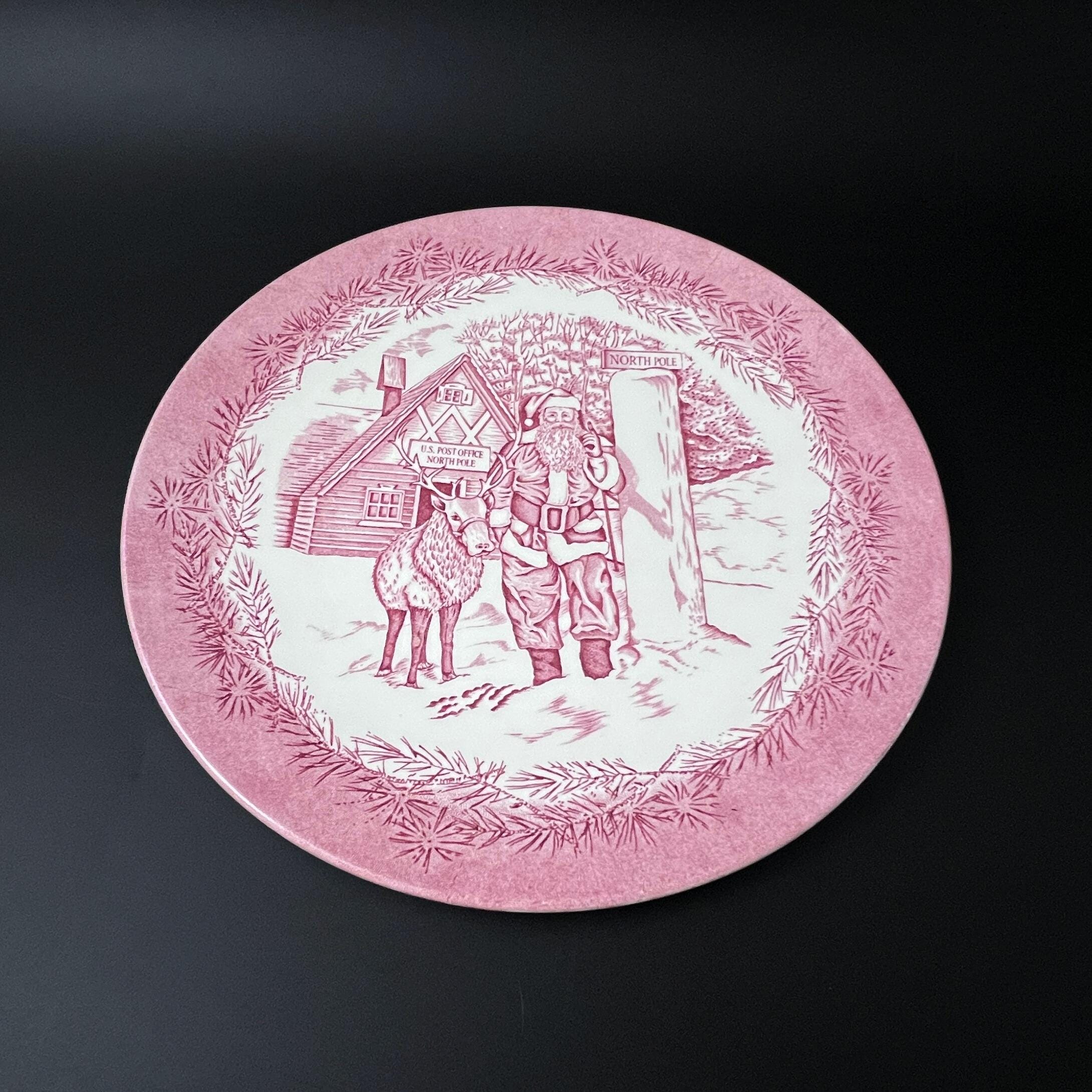 Vintage Wedgwood Christmas Cake Plate: Olde St. Nick Red Transferware - Image 4