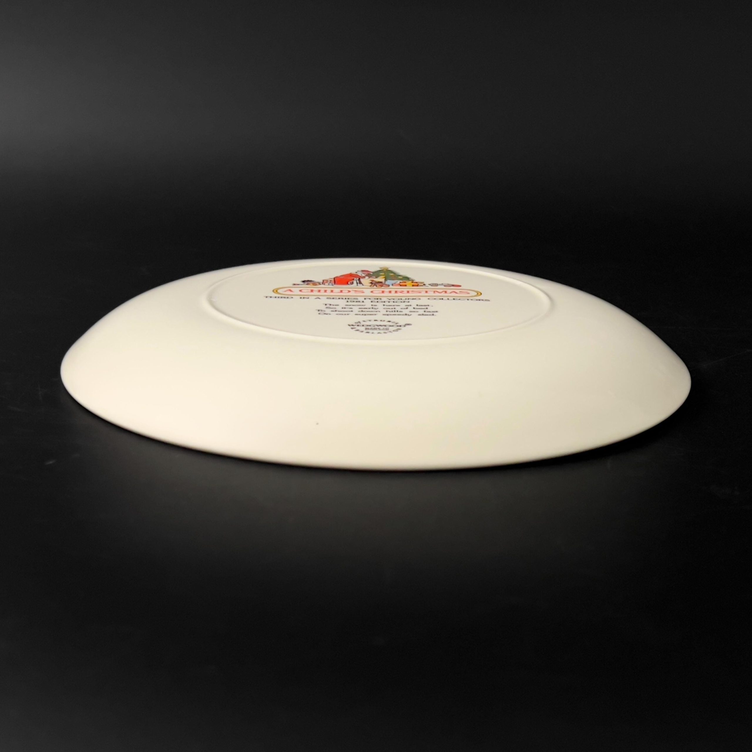 Vintage Wedgwood Christmas Plate: A Child's Christmas 1981 Collector Edition - Image 8