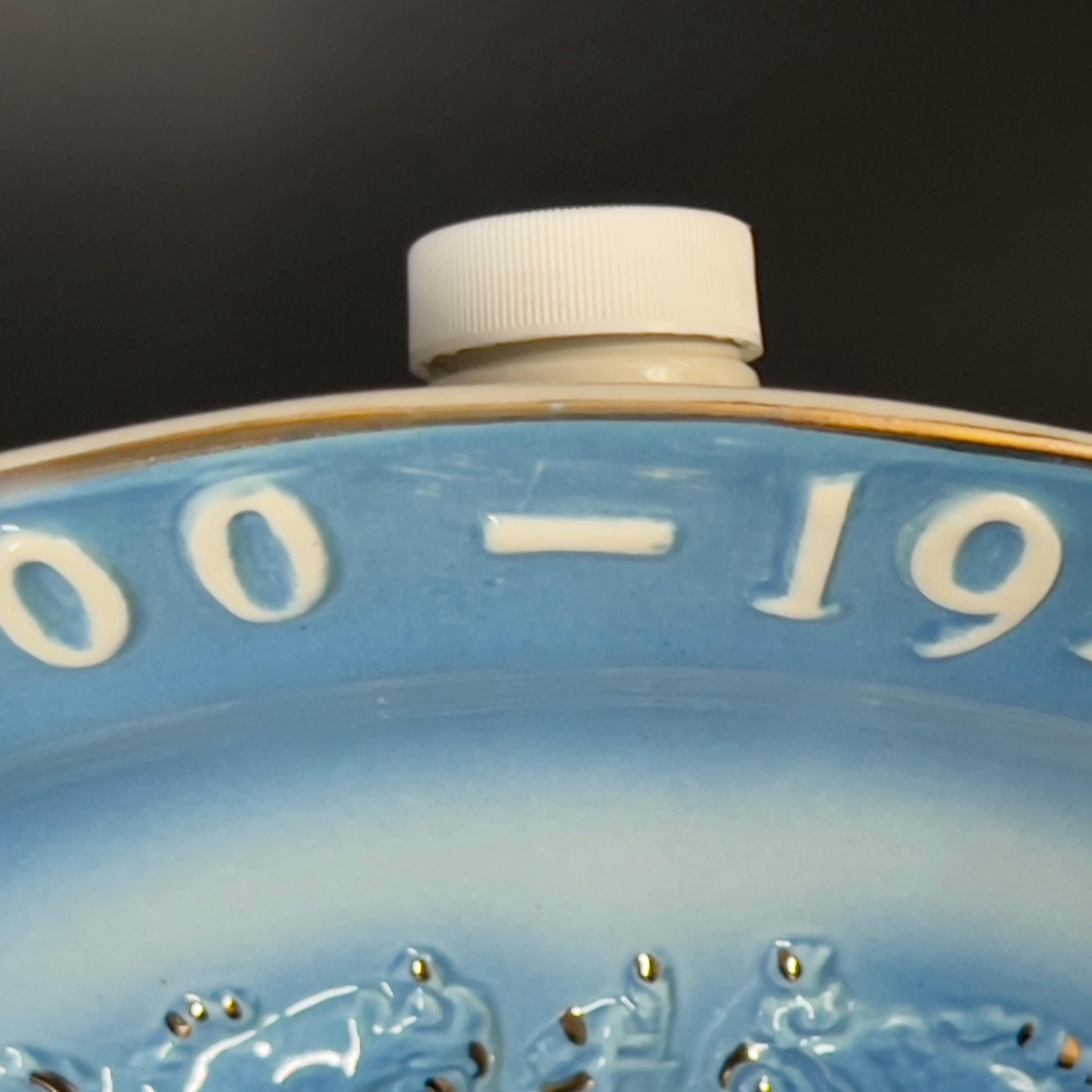 Vintage Jim Beam Submarine Decanter: 1977 Navy Diamond Jubilee - Image 11