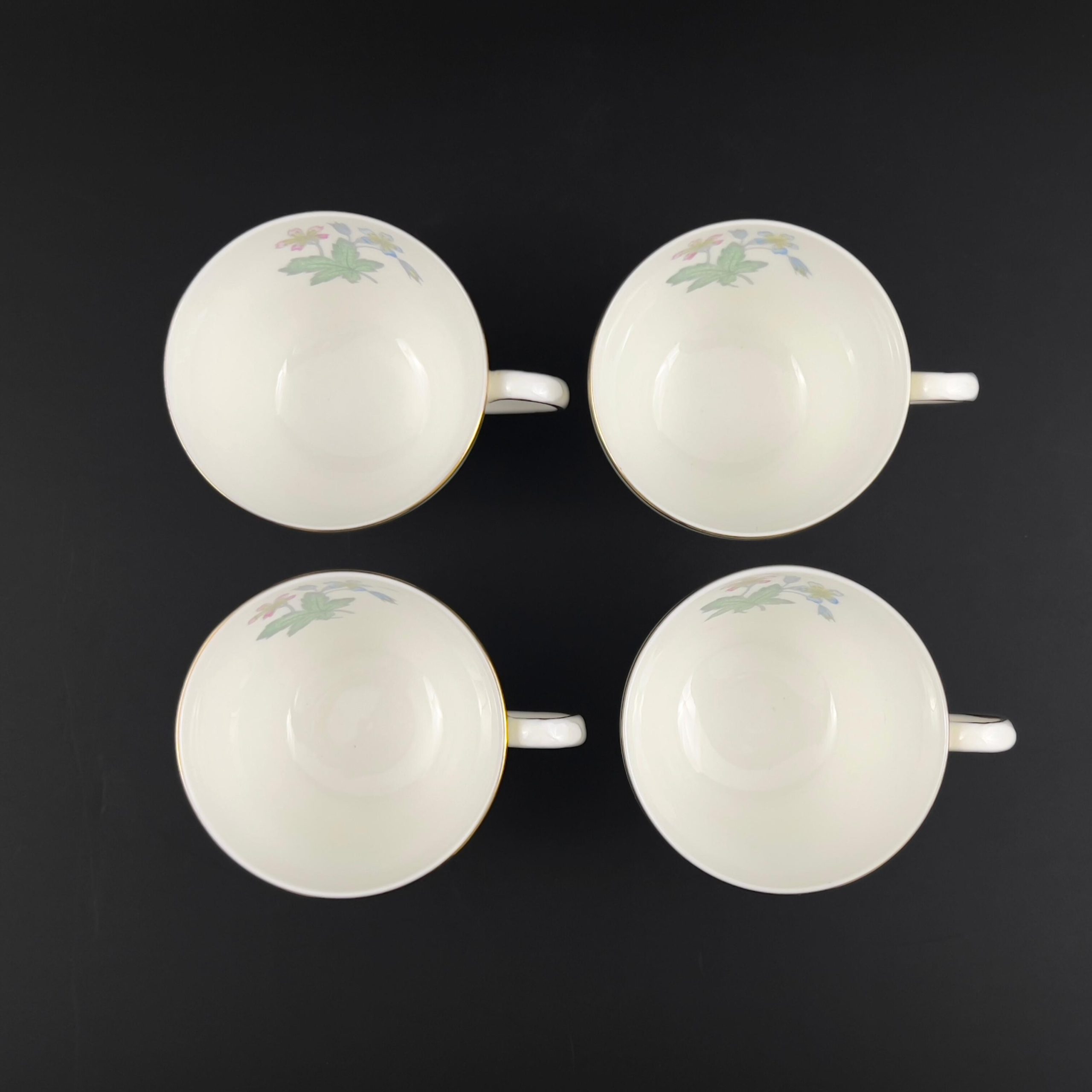 Vintage Wedgwood Wildflower Teacups & Saucers, Set of 4, Ivory Floral, Gold Trim - Image 6