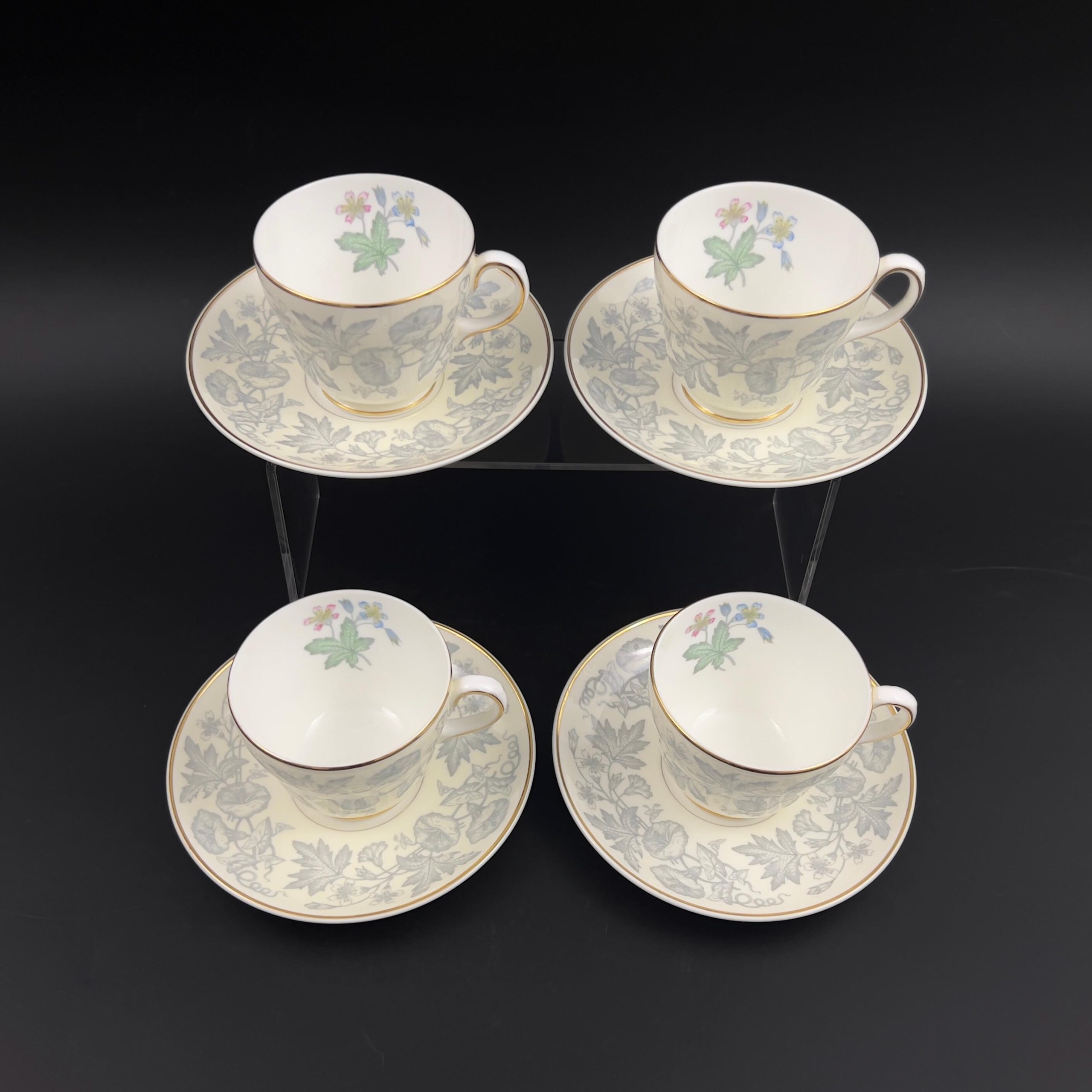 Vintage Wedgwood Wildflower Teacups & Saucers, Set of 4, Ivory Floral, Gold Trim - Image 4
