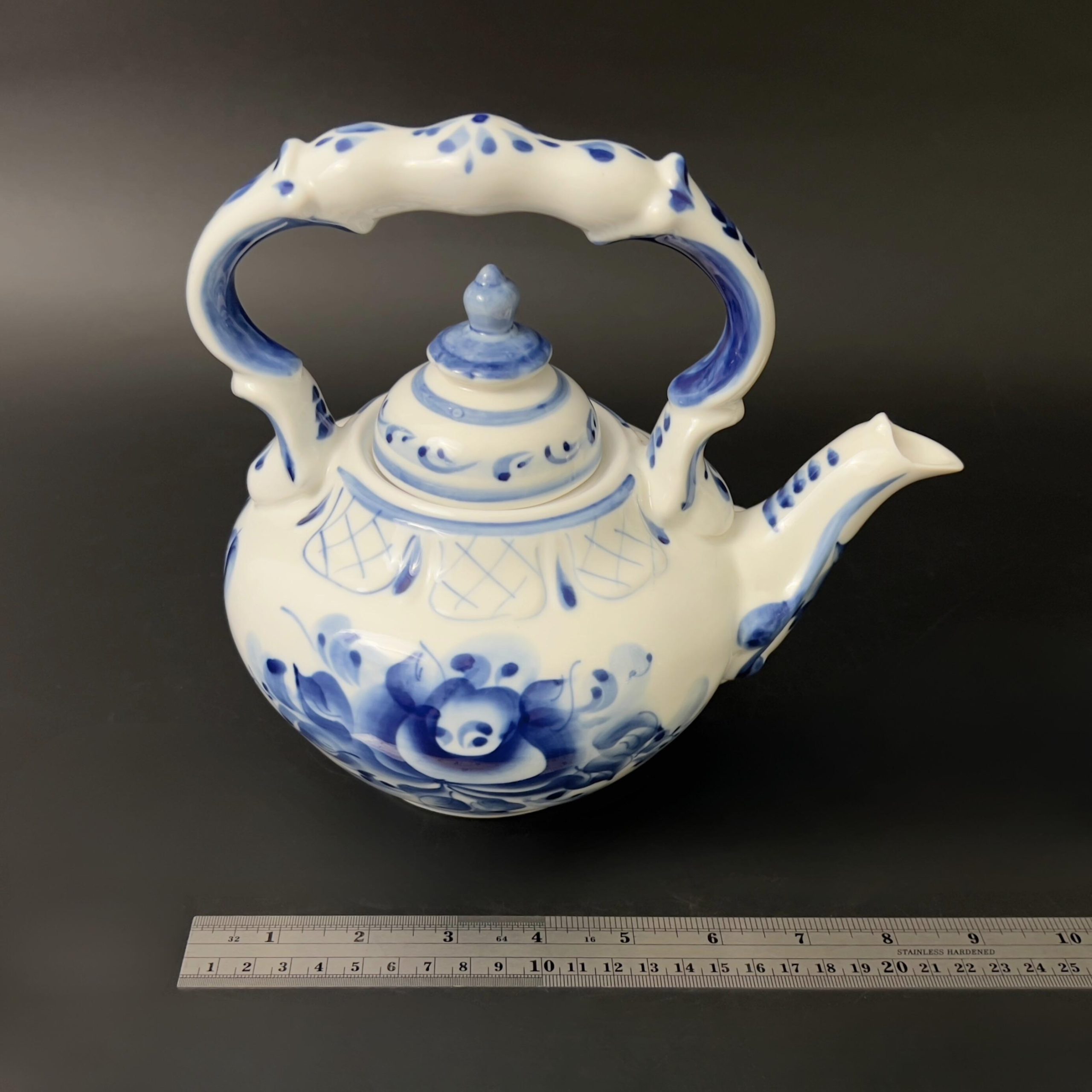 Vintage Gzhel Porcelain Teapot: Hand-Painted Cobalt Blue Rose, Signed - Image 10