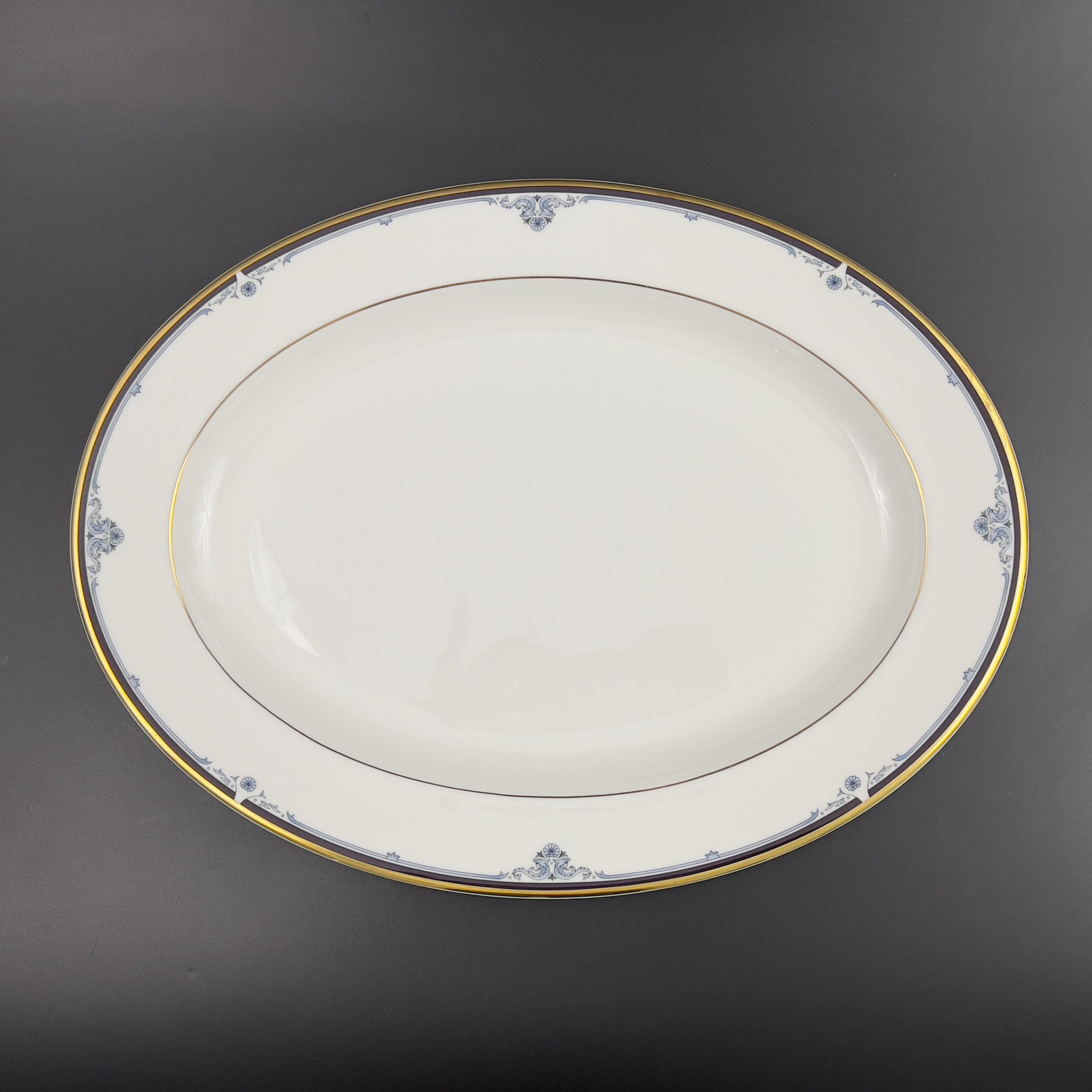 Royal Doulton Princeton Oval Serving Platter: 16-inch Porcelain, Blue Scrolls
