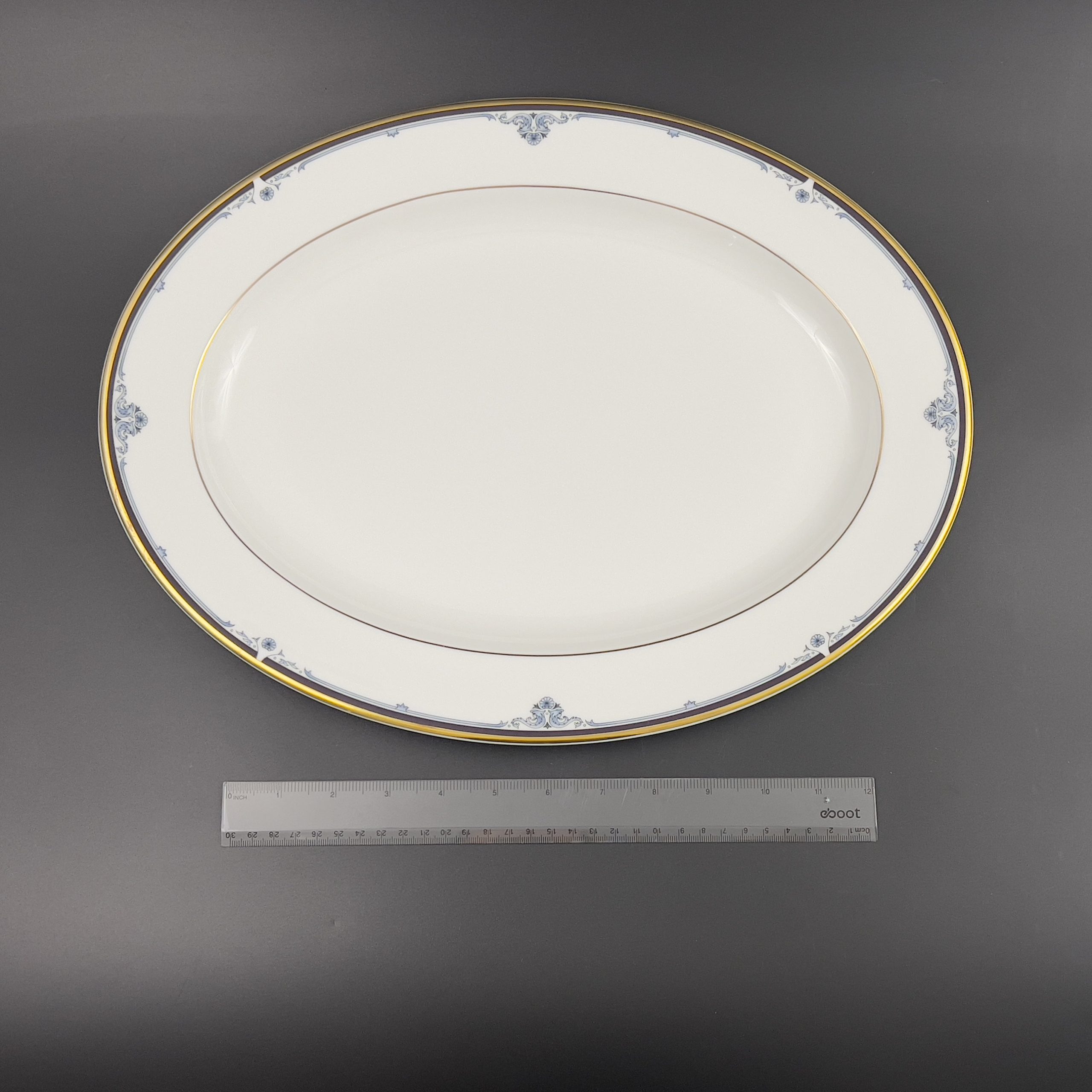 Royal Doulton Princeton Oval Serving Platter: 16-inch Porcelain, Blue Scrolls - Image 9