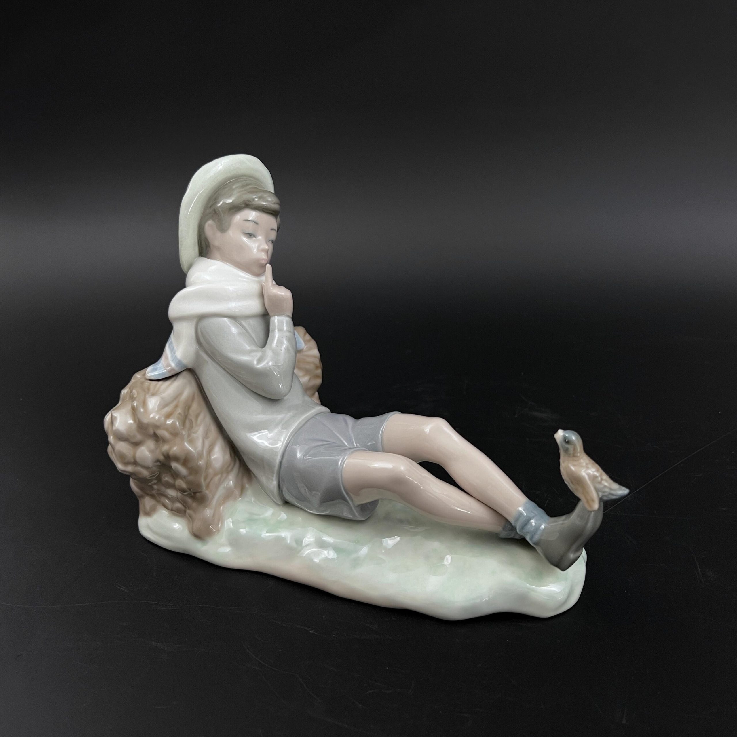 Vintage Lladro Porcelain Shepherd Boy with Bird Figurine #4730 - Image 3