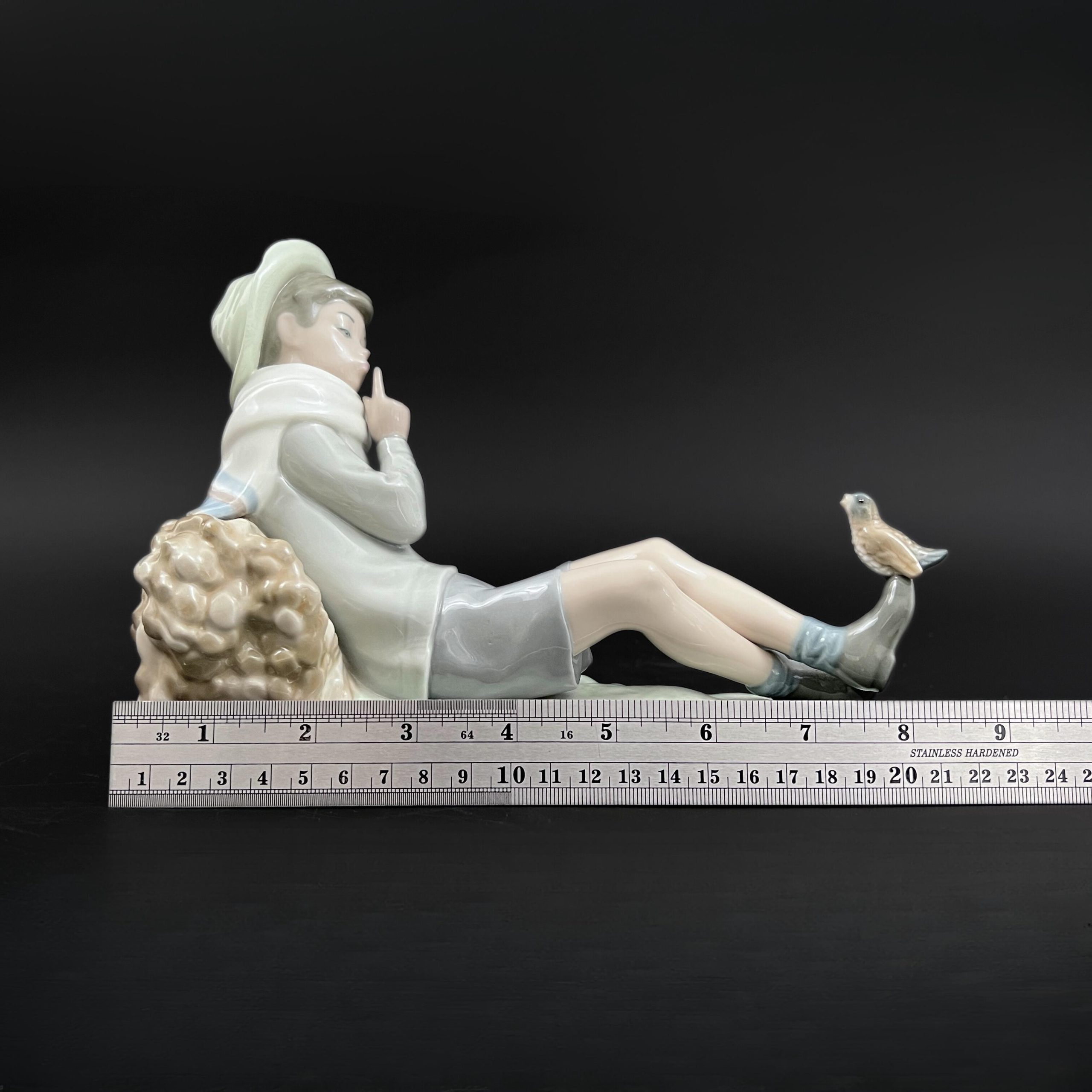 Vintage Lladro Porcelain Shepherd Boy with Bird Figurine #4730 - Image 10