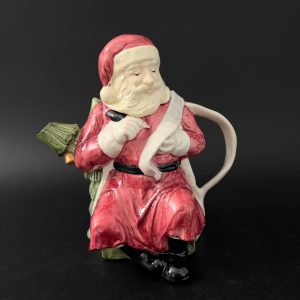 Vintage Santa Teapot: Windsor Collection Ceramic Christmas Decor