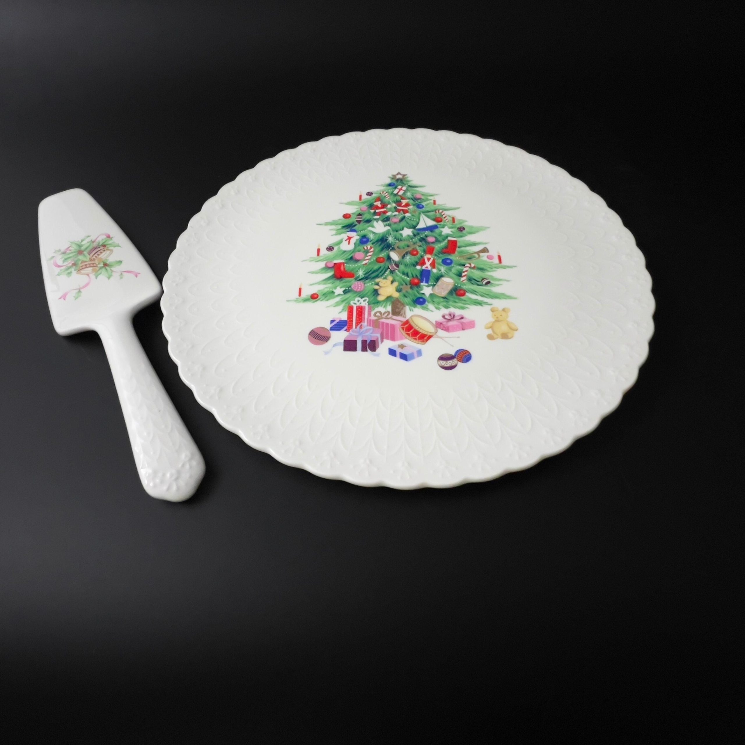 Vintage Mikasa Christmas Cake Plate & Server Set: Bone China Christmas Tree Design - Image 6
