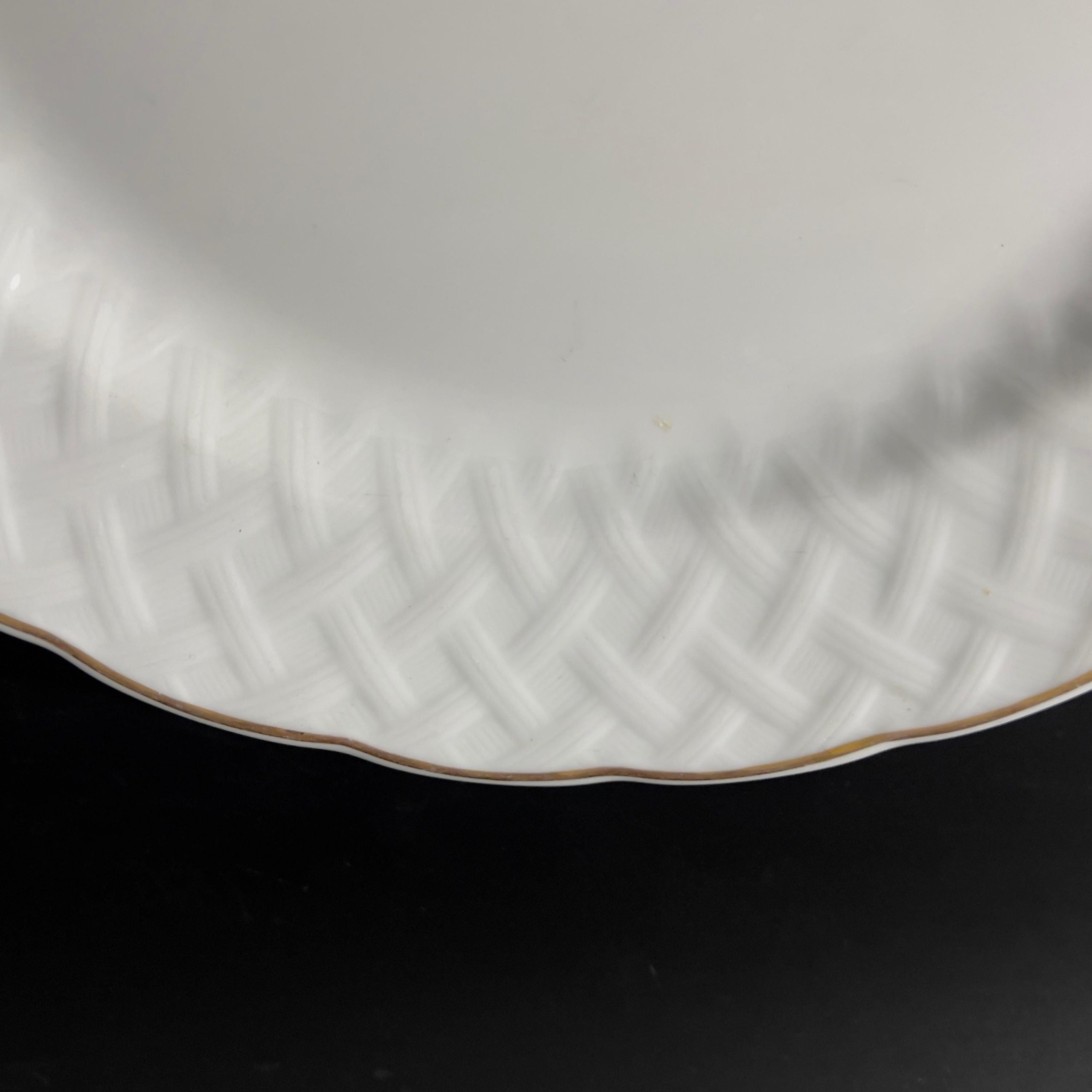 Vintage Bernardaud Limoges Platter: Baudelaire Basketweave, Gold Trim (11.5-Inch) - Image 7