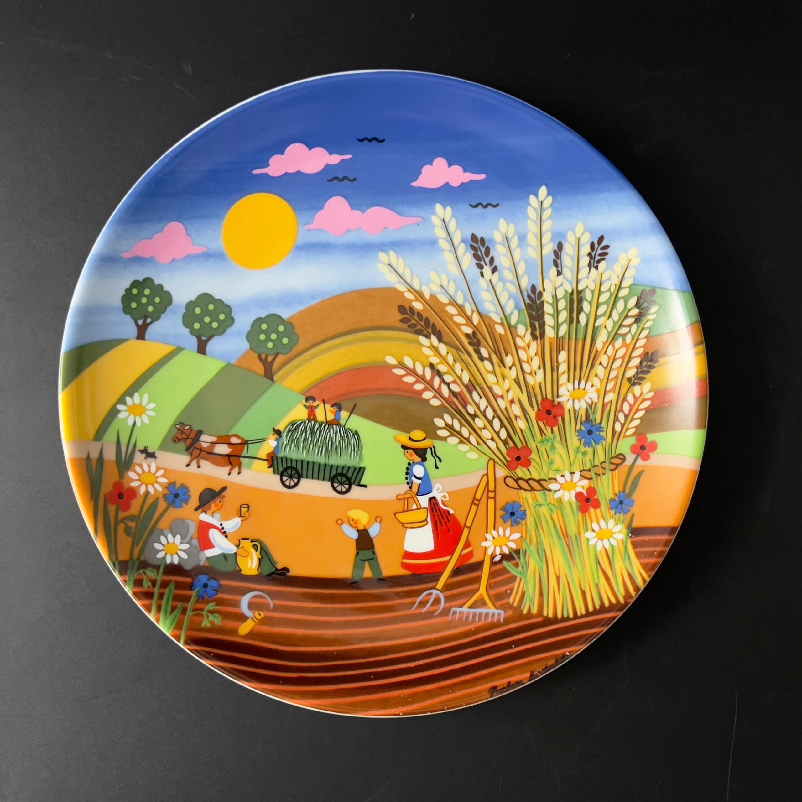 Vintage Barbara Fürstenhöfer Bavarian Wall Plates: Autumn & Winter Set - Image 6