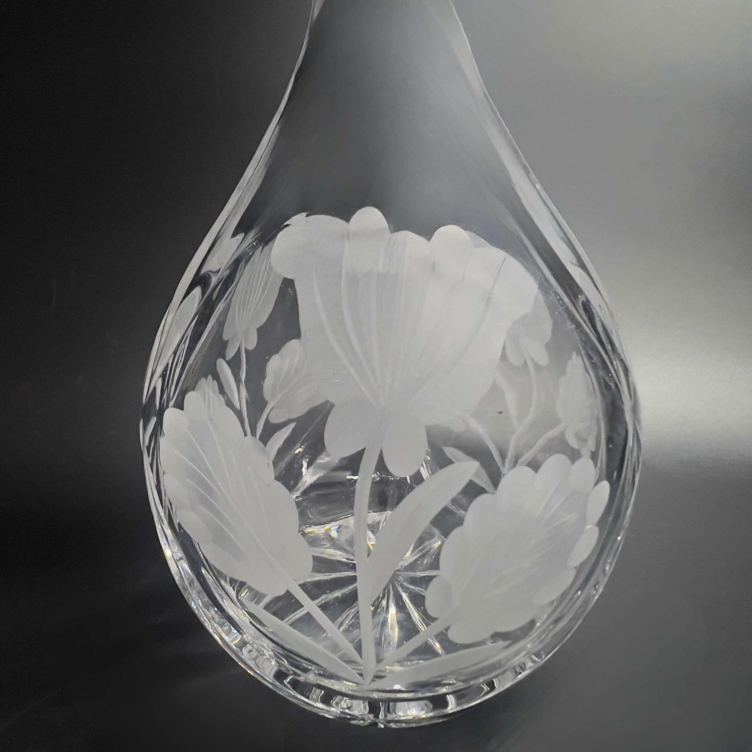 Vintage Cut Crystal Decanter: Mid-Century Barware with Etched Poppies - Image 7