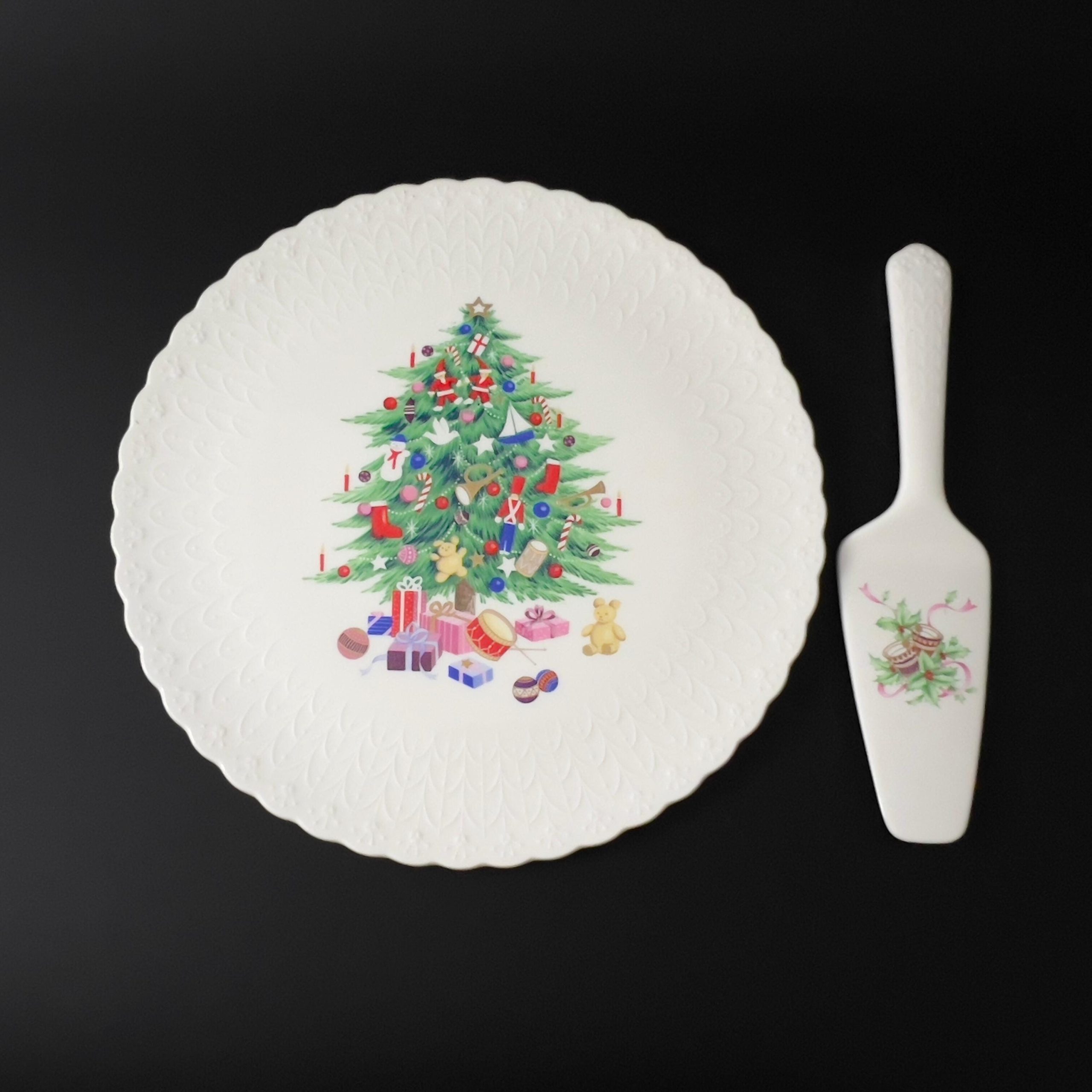 Vintage Mikasa Christmas Cake Plate & Server Set: Bone China Christmas Tree Design - Image 4