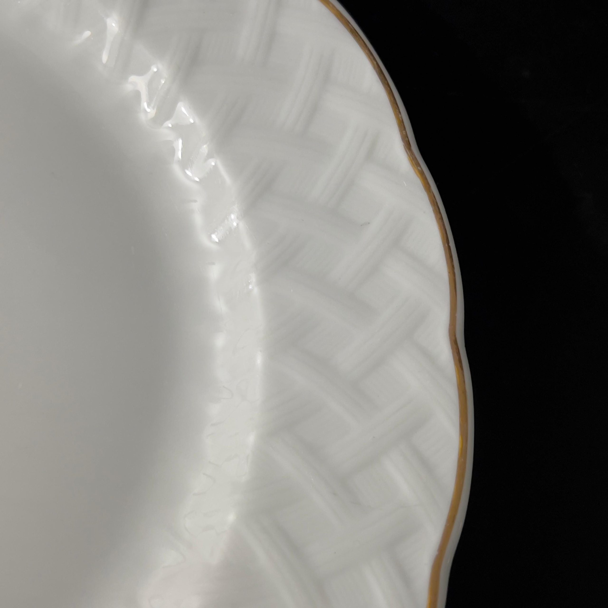 Vintage Bernardaud Limoges Platter: Baudelaire Basketweave, Gold Trim (11.5-Inch) - Image 8