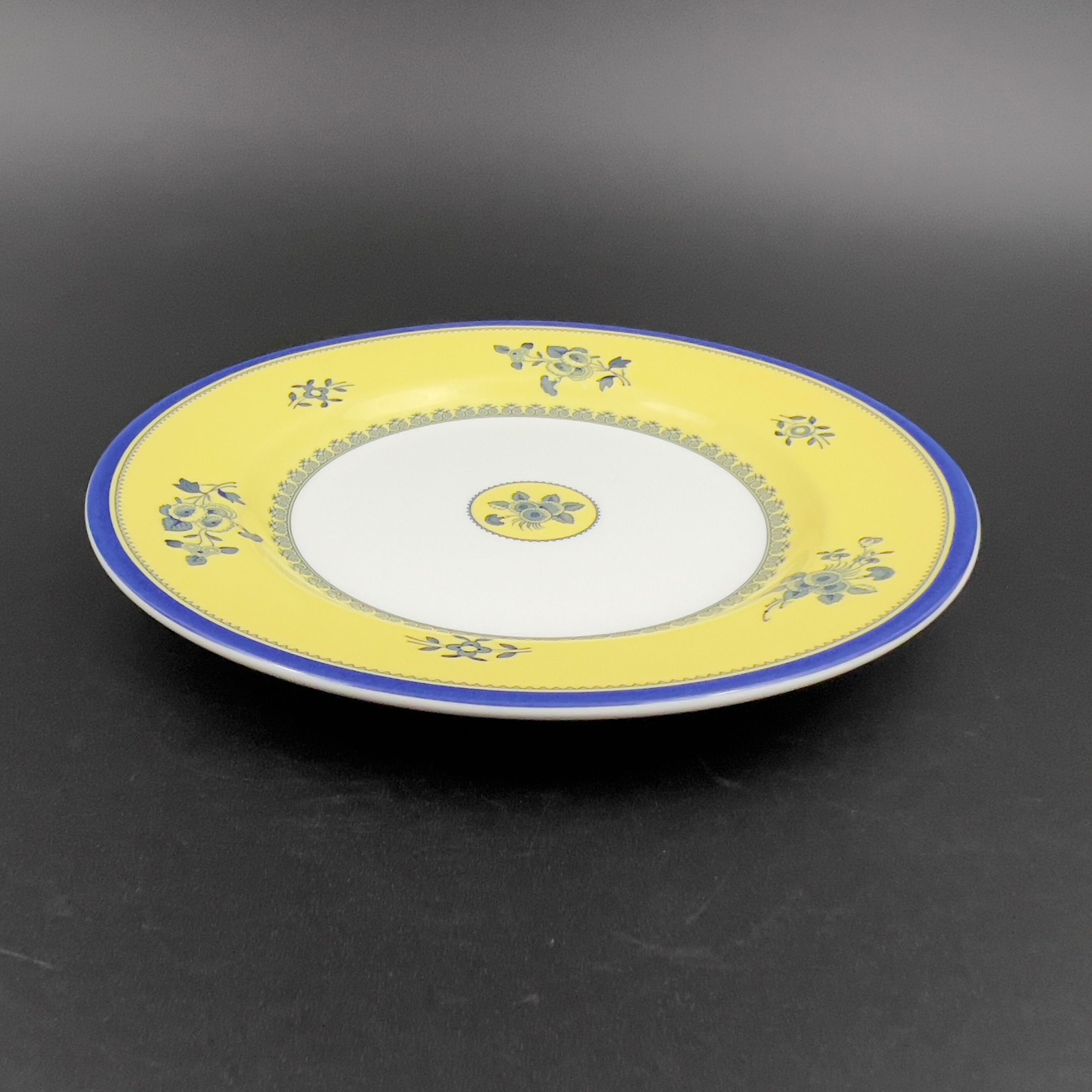 Spode Albany Salad Plate: Yellow and Blue Floral Pattern - Image 4