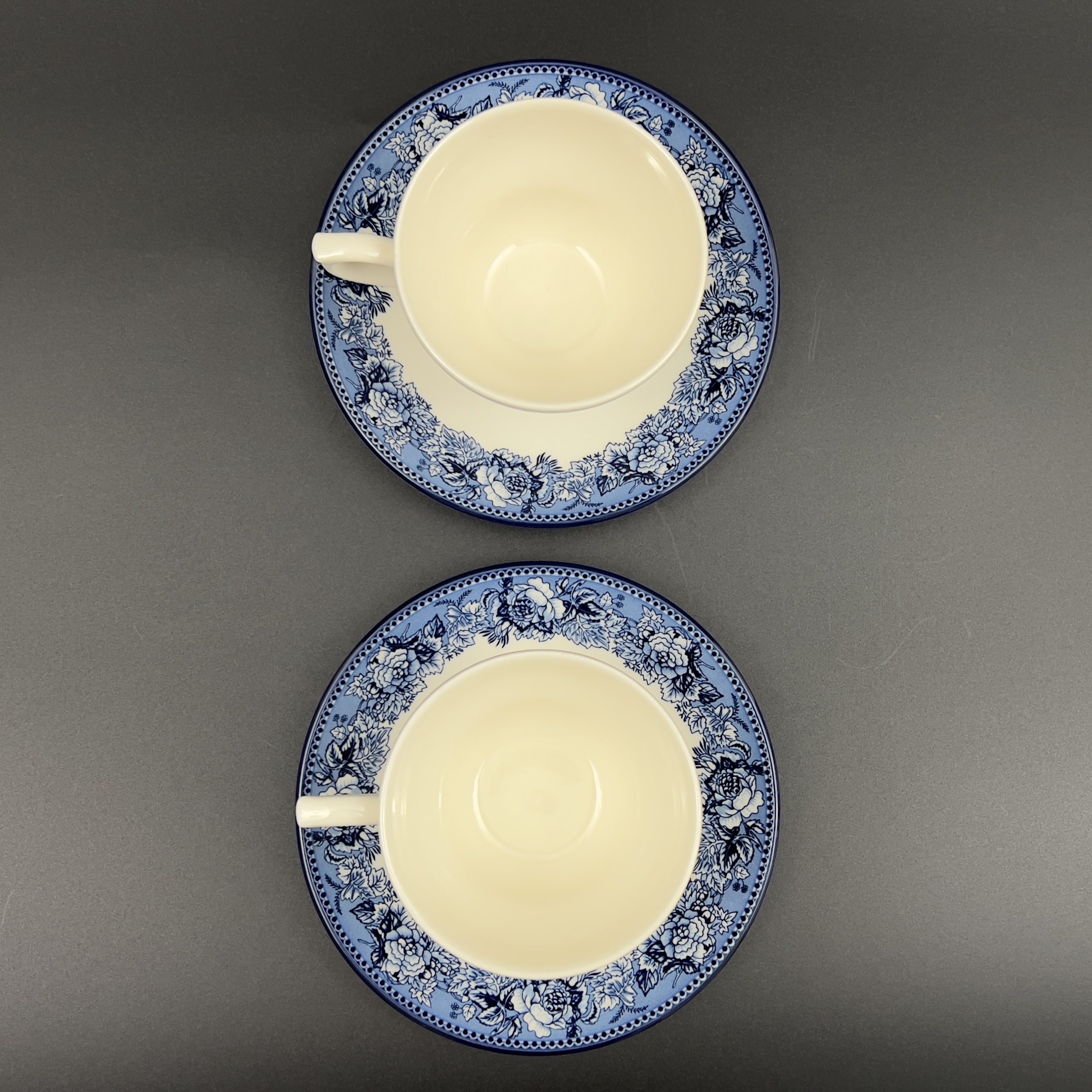 Vintage Wedgwood Highgrove Teacup and Saucer Set: Blue Floral Transferware - Image 8