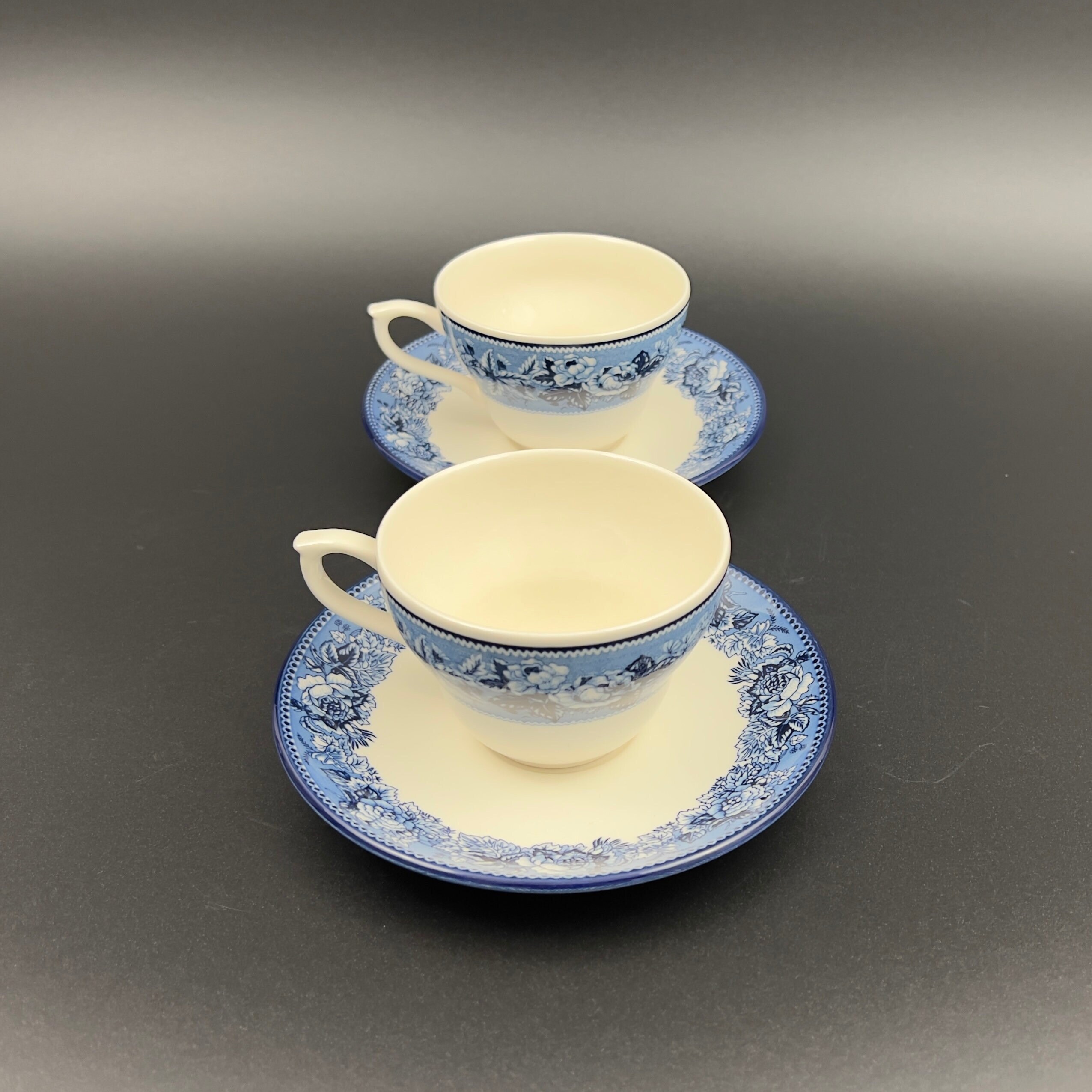 Vintage Wedgwood Highgrove Teacup and Saucer Set: Blue Floral Transferware - Image 7