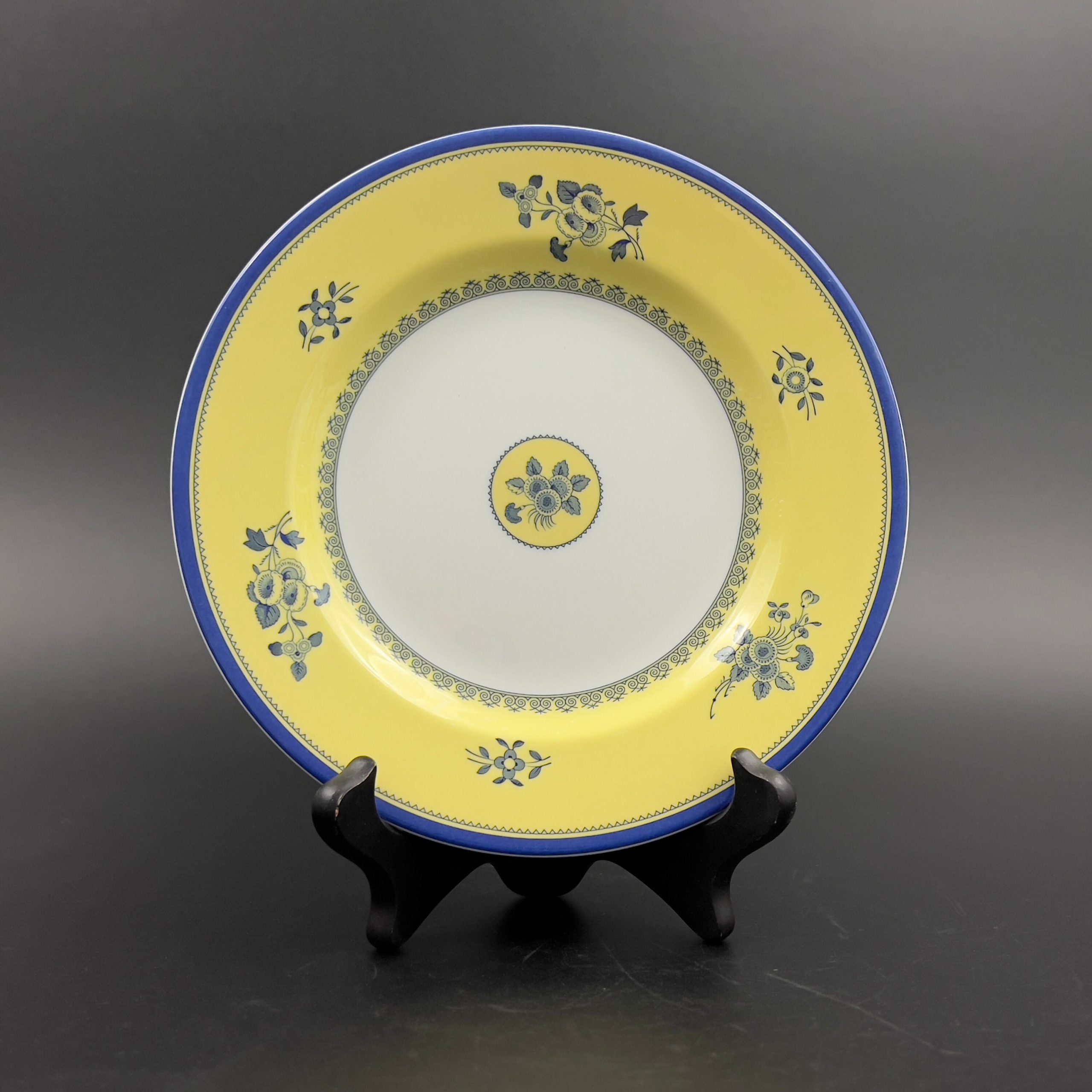 Spode Albany Salad Plate: Yellow and Blue Floral Pattern - Image 3