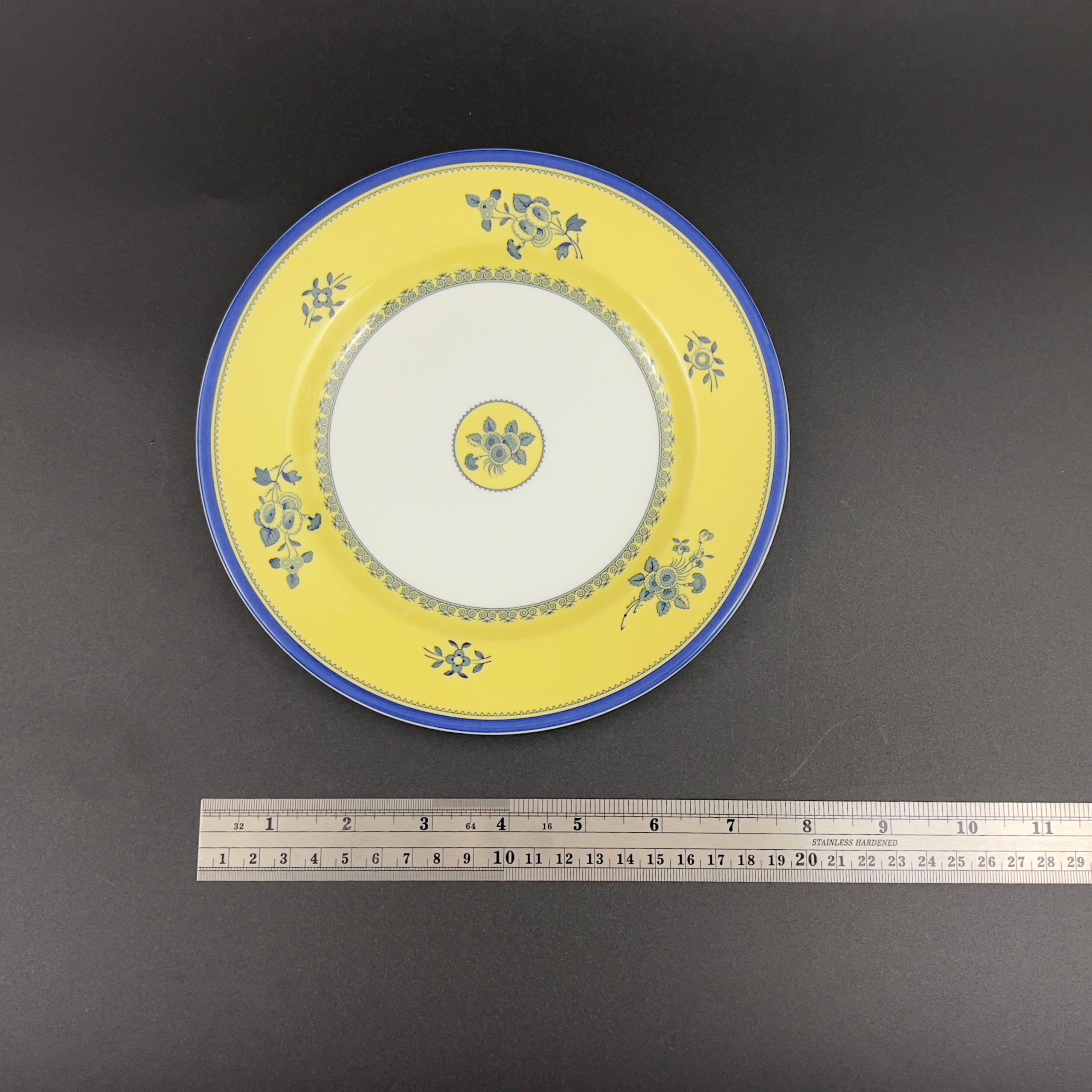 Spode Albany Salad Plate: Yellow and Blue Floral Pattern - Image 8
