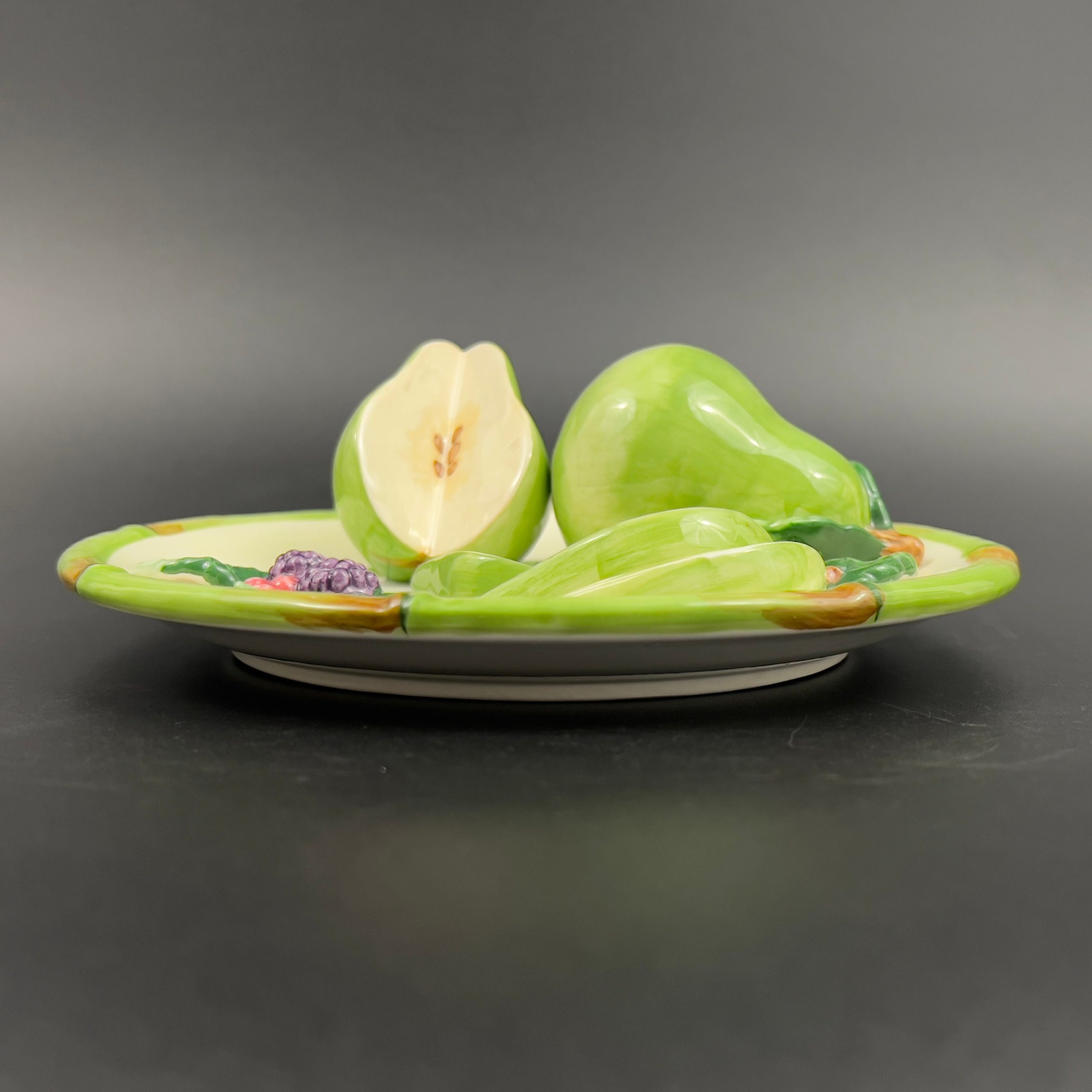 Vintage Gantz Majolica Pear Plate: 3D Relief Wall Art - Image 4