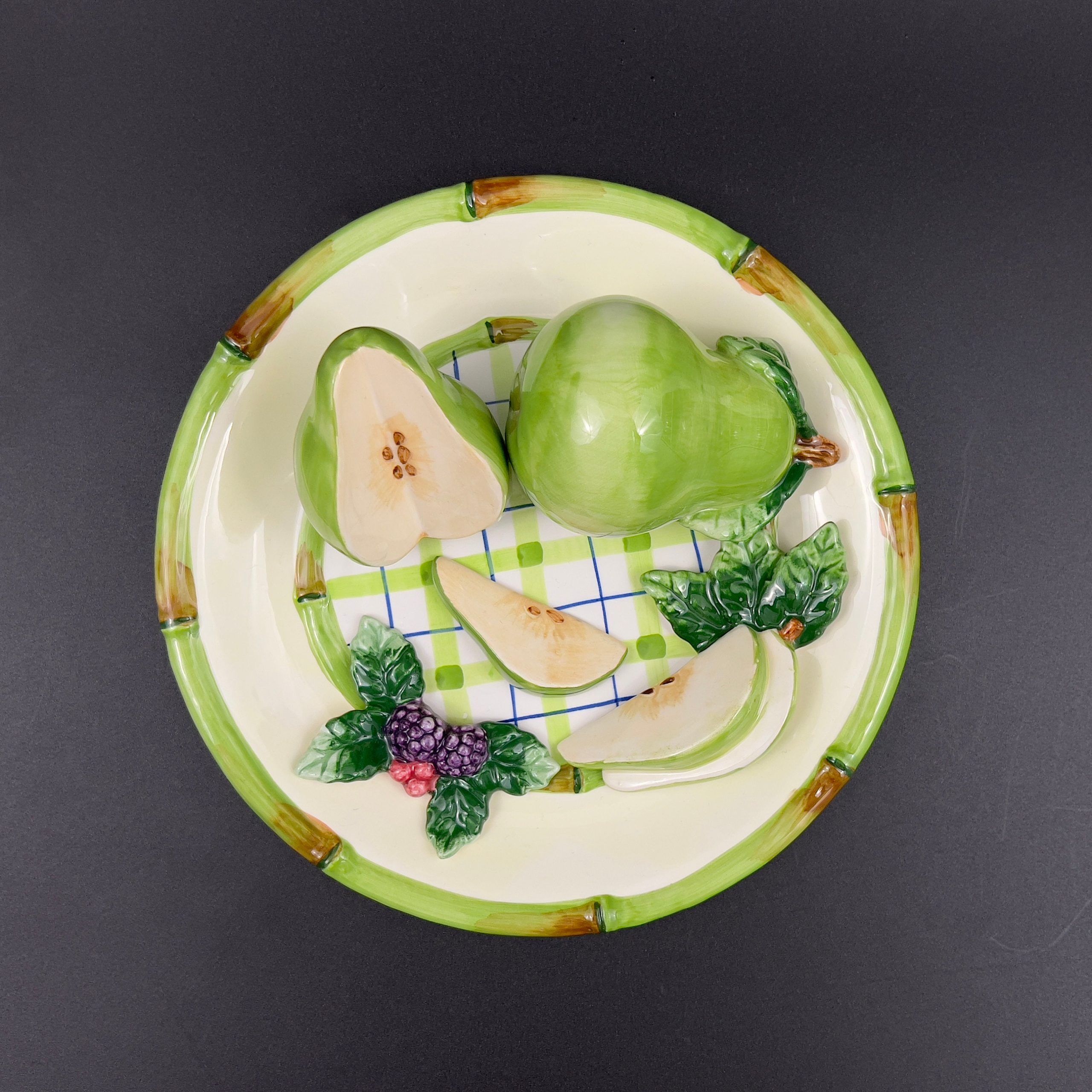 Vintage Gantz Majolica Pear Plate: 3D Relief Wall Art - Image 3