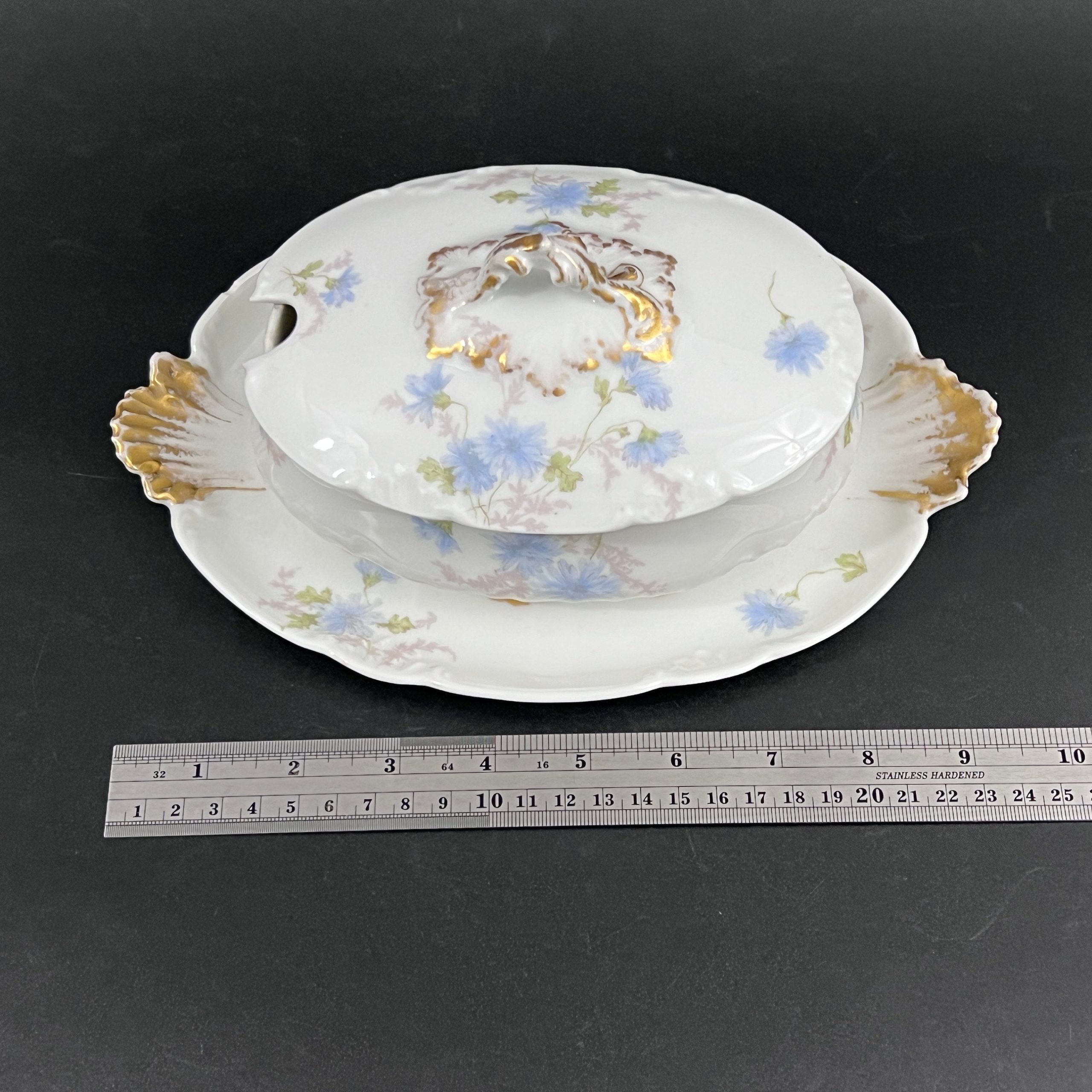 Antique Haviland Limoges Gravy Boat with Lid: Blue Floral, Gilt Accent, 1900s - Image 10