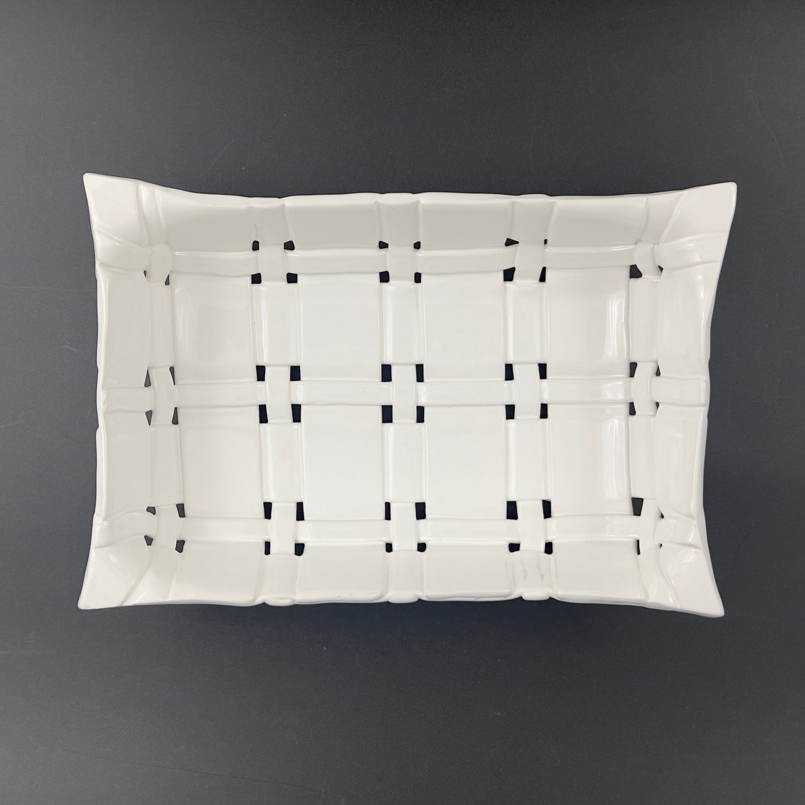 Vintage Bassanese Ceramic Basket: Woven White Italian Centerpiece - Image 4