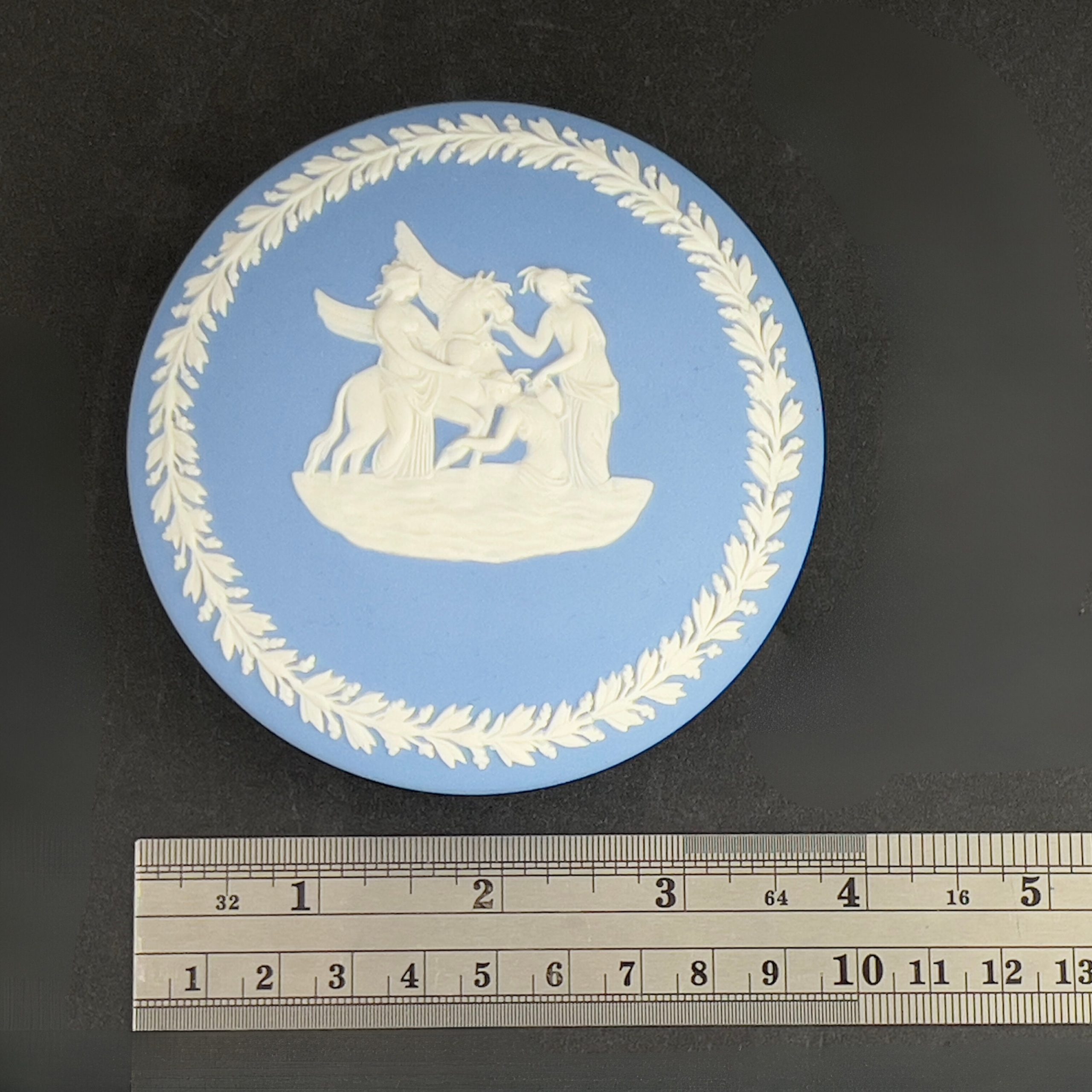 Vintage Wedgwood Blue Jasperware Box: Pegasus Trinket Dish - Image 9