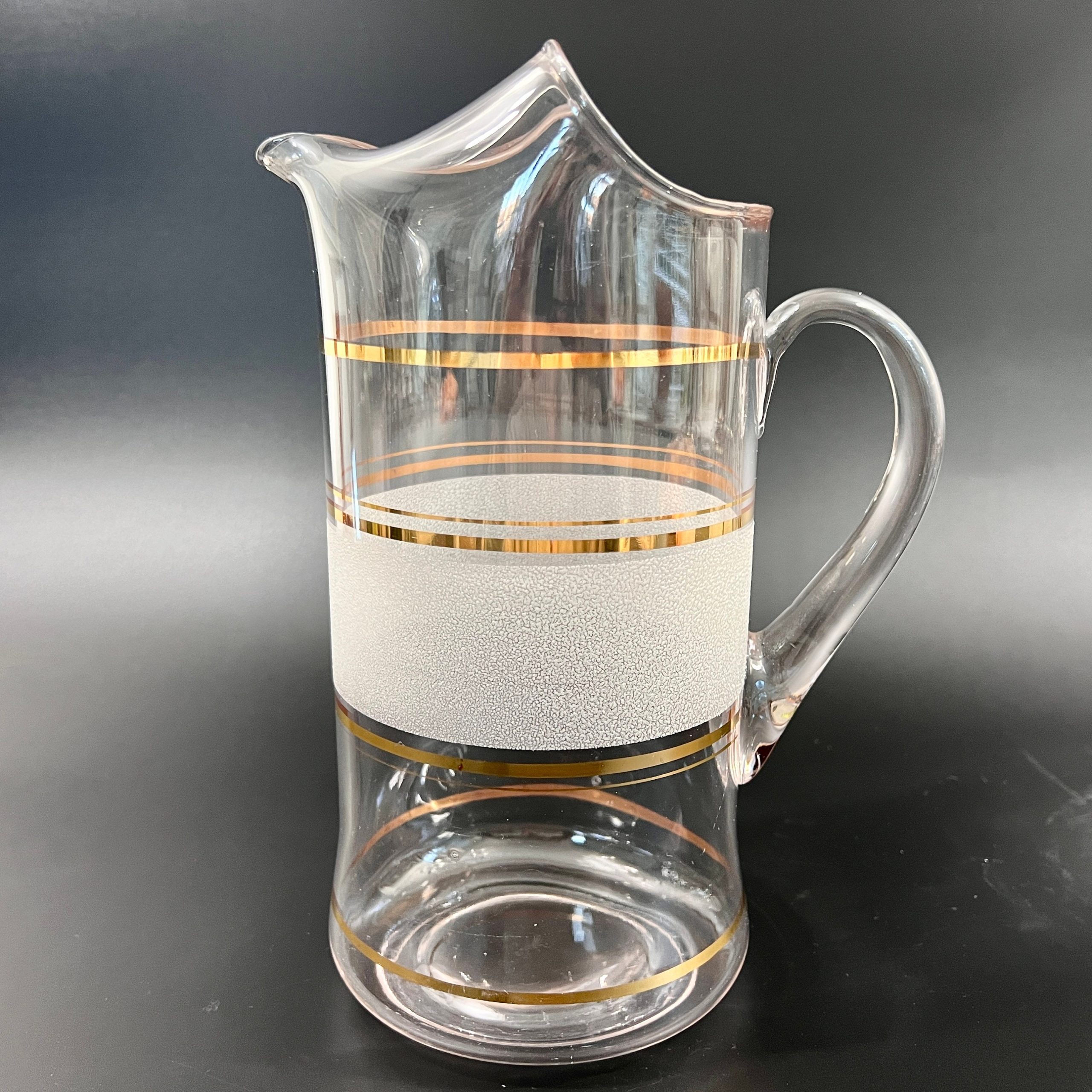 Midcentury Pitcher and Tumblers: Gold Frost Banded Barware Set - Image 4
