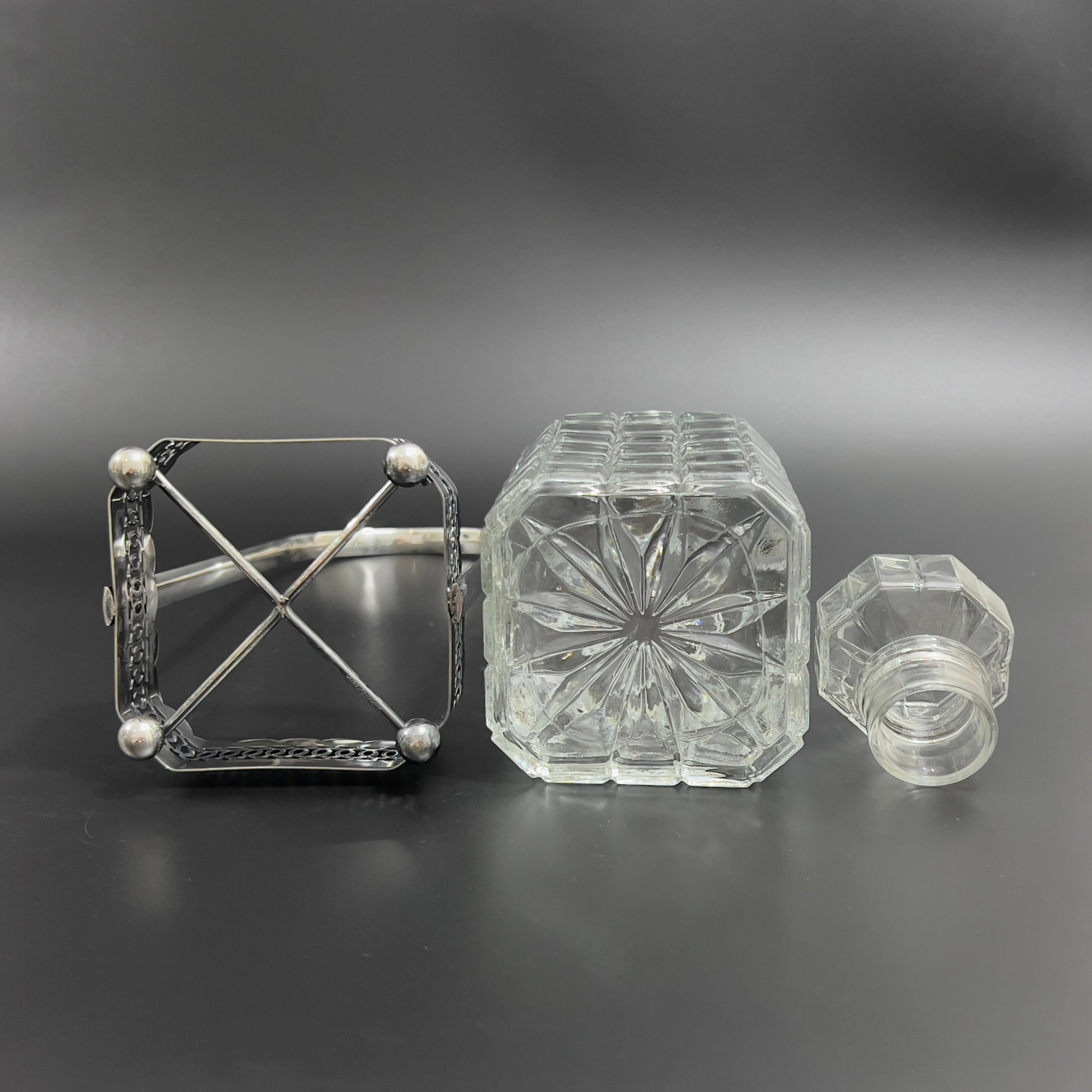 Vintage Art Deco Decanter with Silver Plate Caddy: Square Glass Barware - Image 7