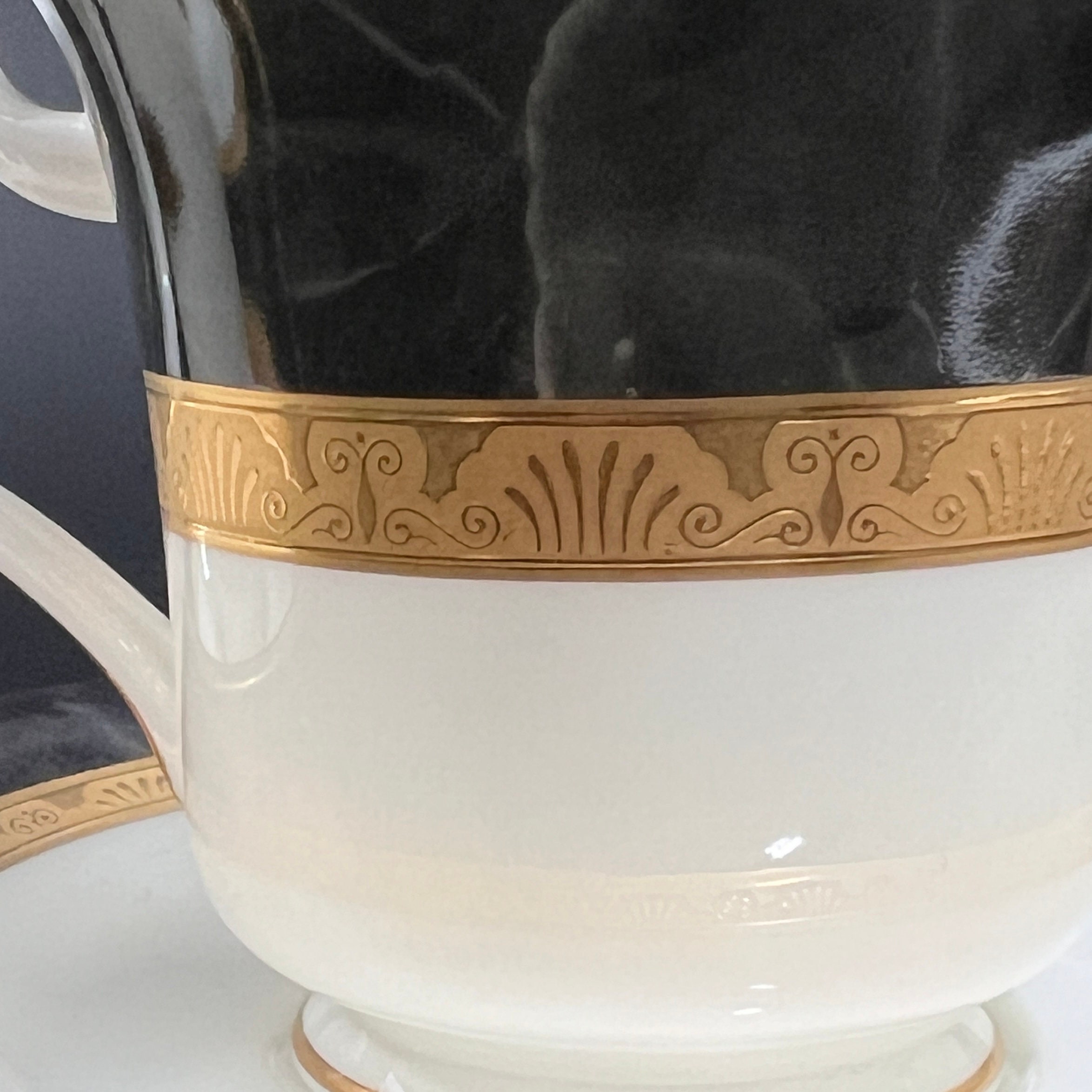 Vintage Noritake Tea Cups and Saucers: Art Deco Black Gold Opulence, Set of Two - Image 3