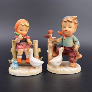 Midcentury Arnart Japan Figurines: Erich Stauffer Boy and Girl Set
