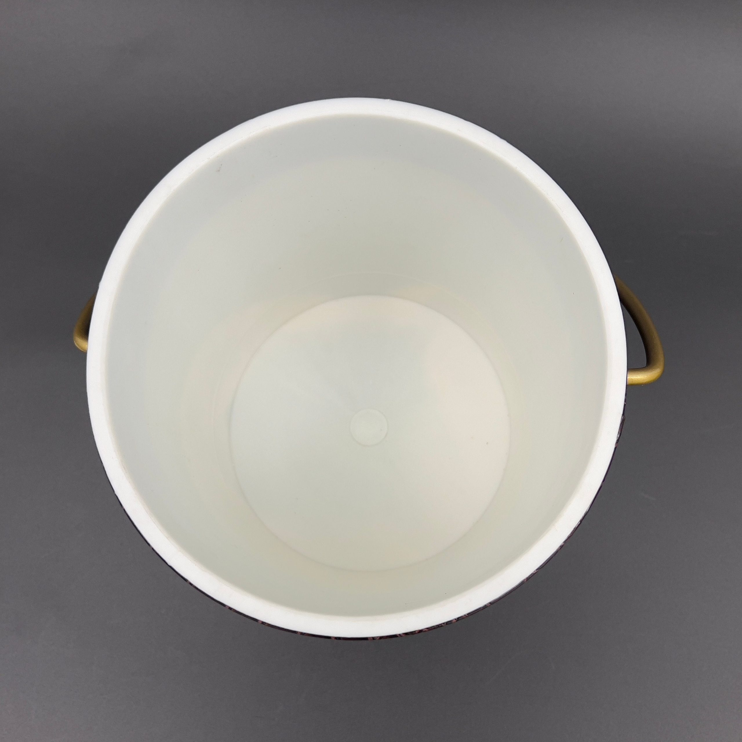 Midcentury Faux Crocodile Ice Bucket: Brass Accent Barware - Image 10