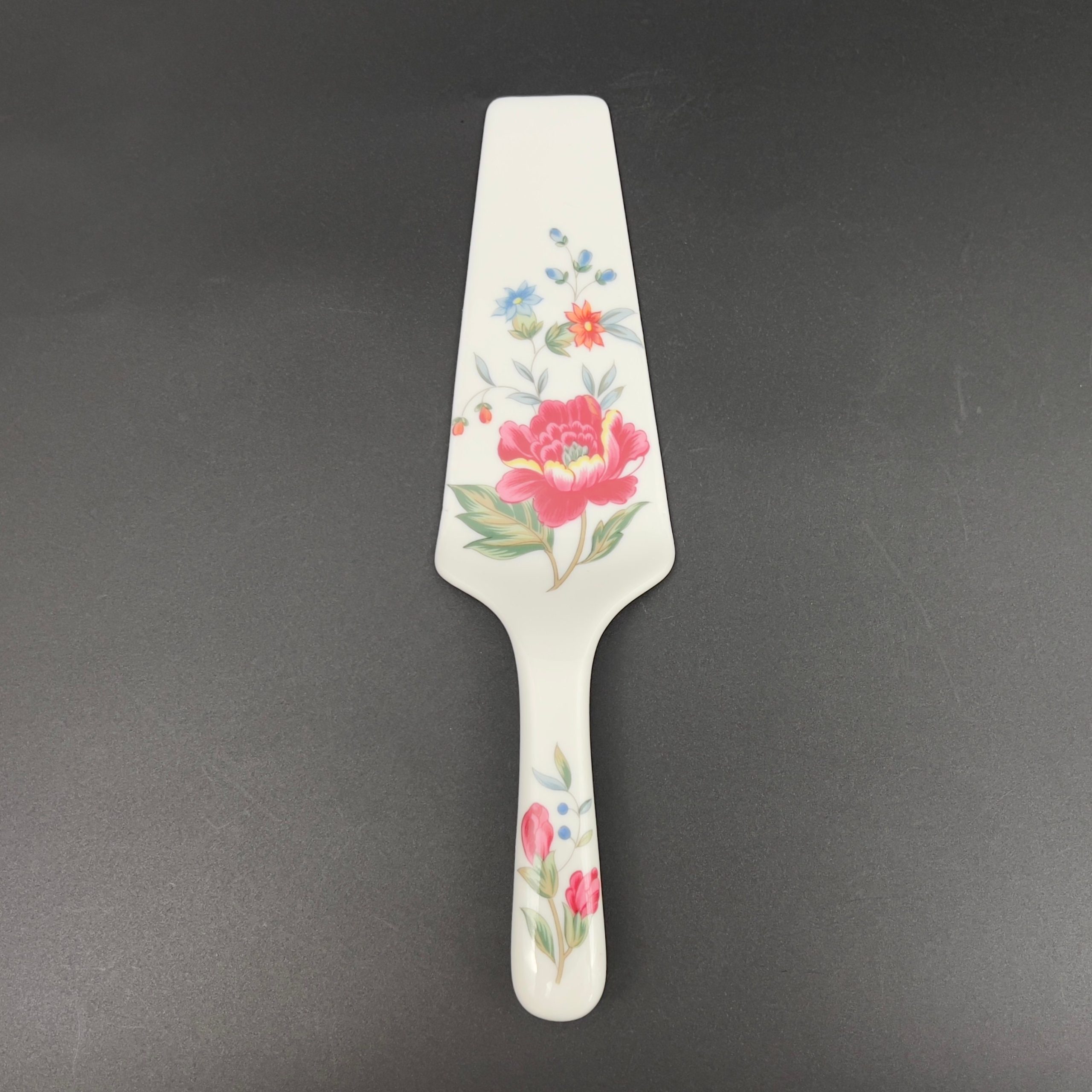 French Floral Porcelain Cake Plate & Server Set - Cooper Hewitt Design - Image 6