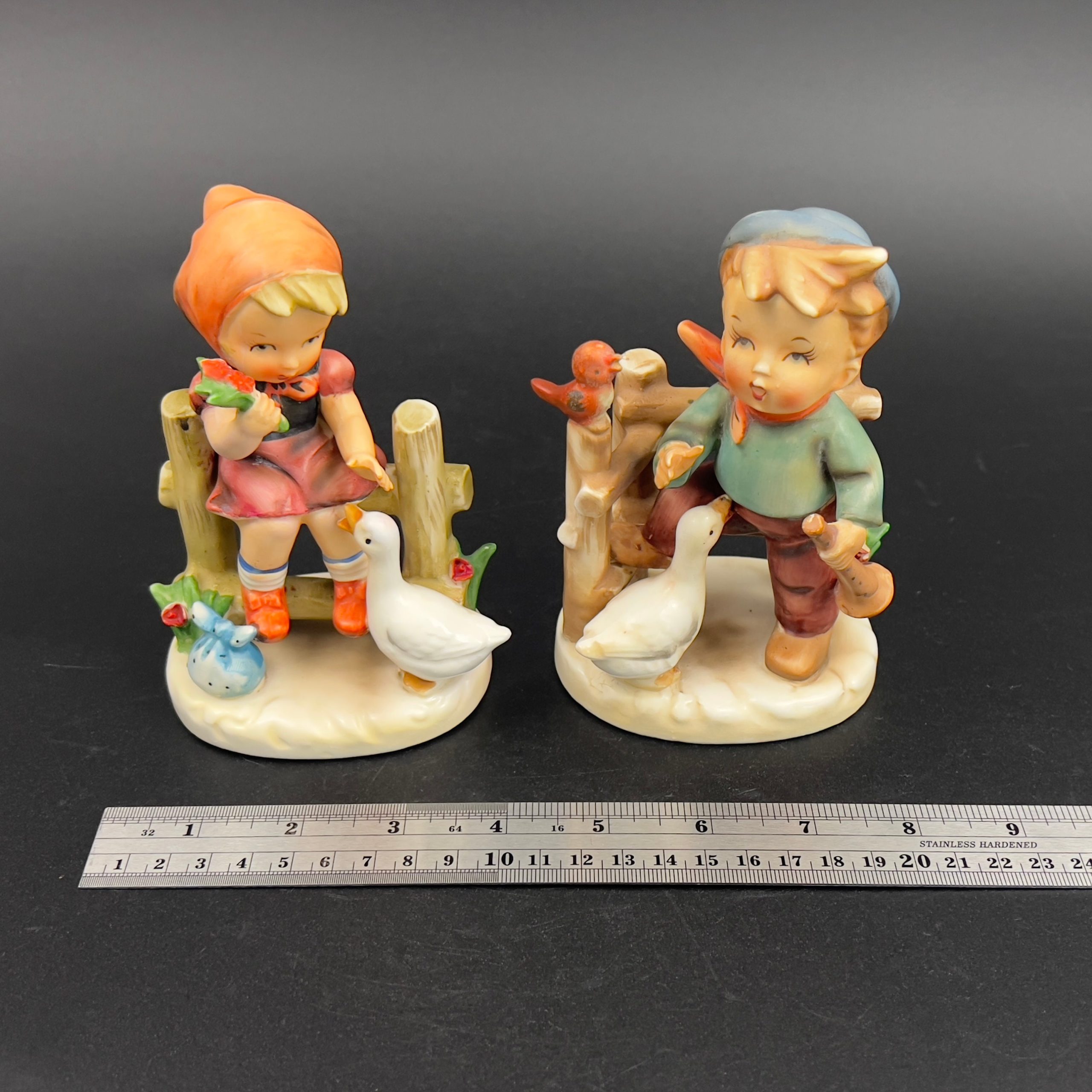 Midcentury Arnart Japan Figurines: Erich Stauffer Boy and Girl Set - Image 9