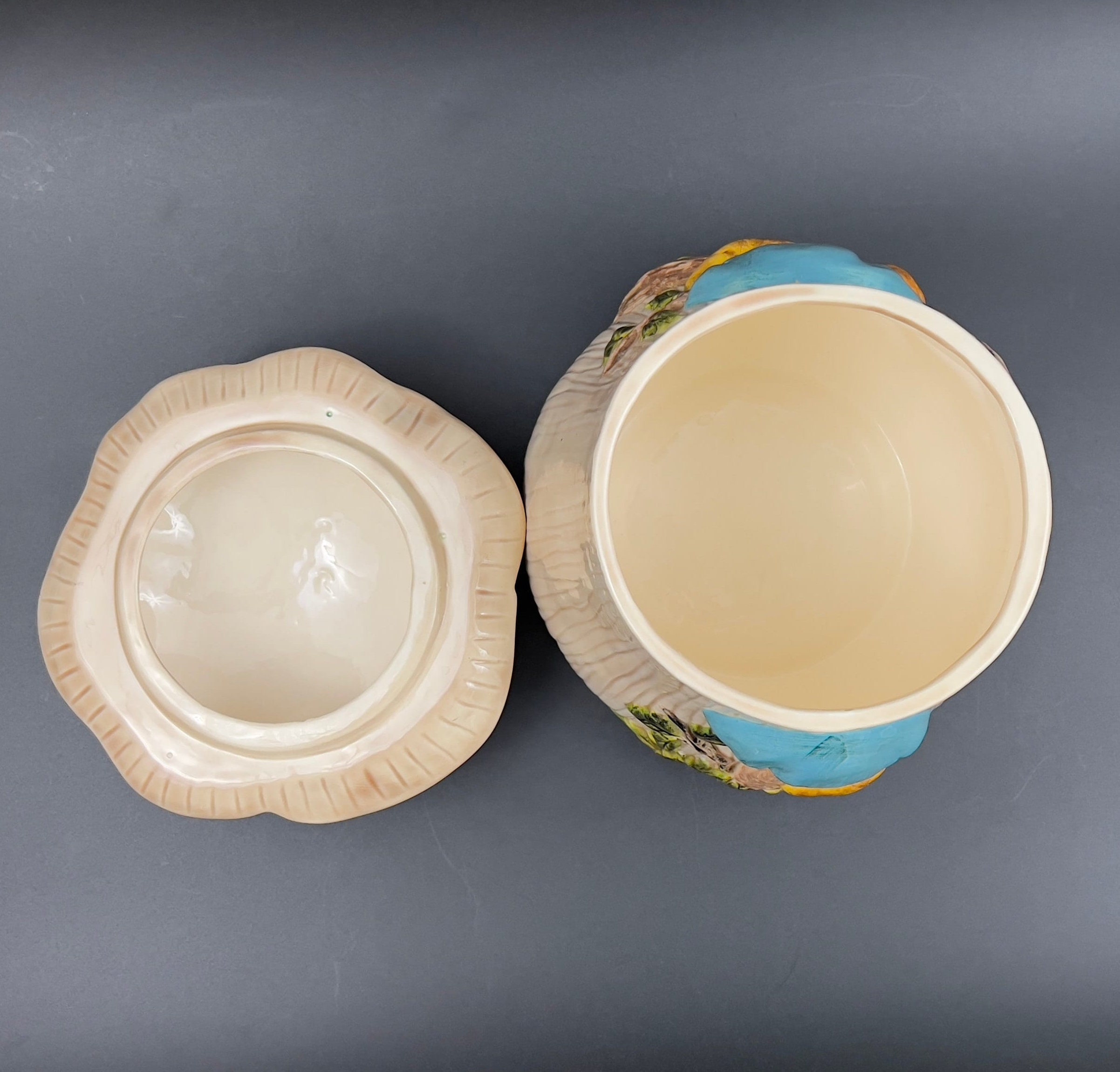 Vintage 1970s Ceramic Mushroom Cookie Jar with Lid - Image 6